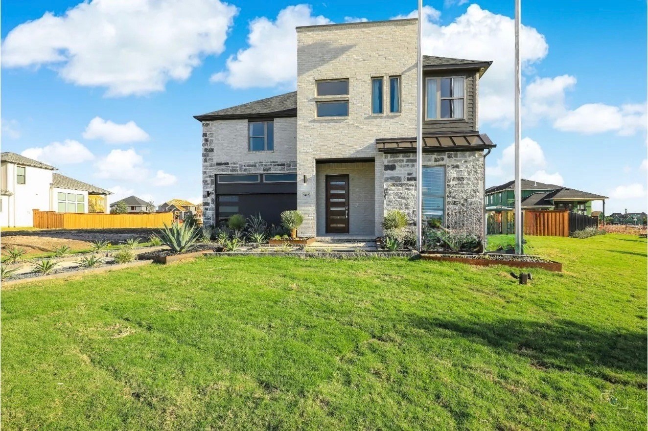 3415 Cedar Cottage Circle