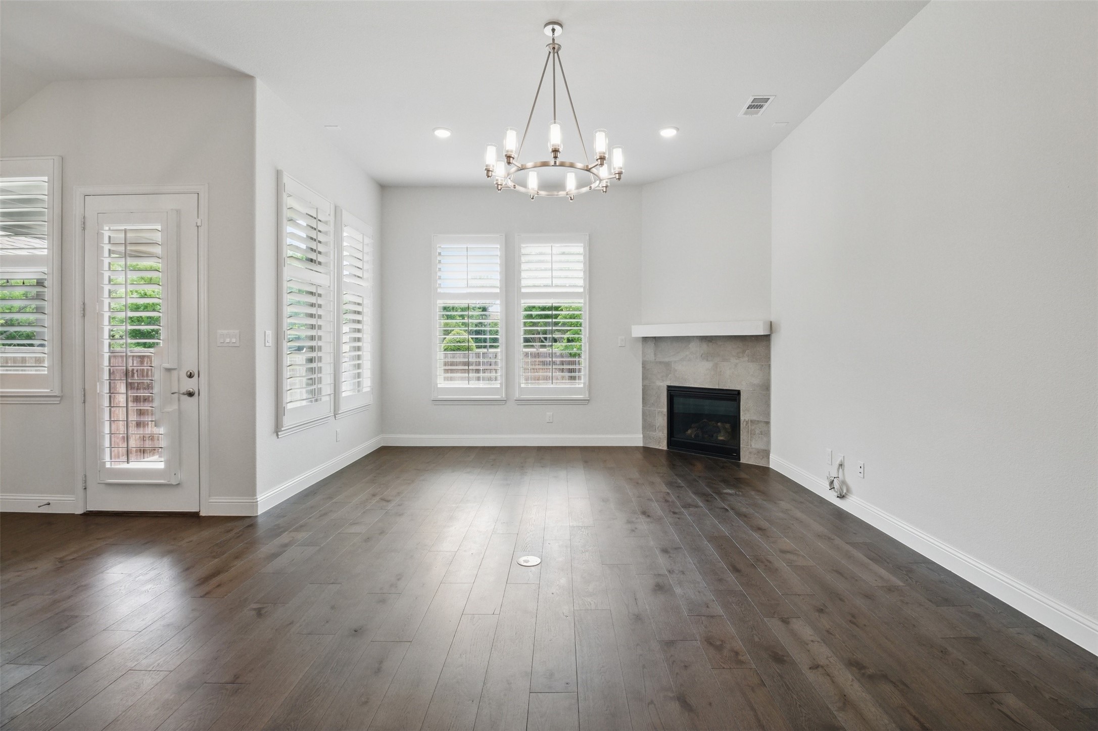 4837 Woodruff Lane
