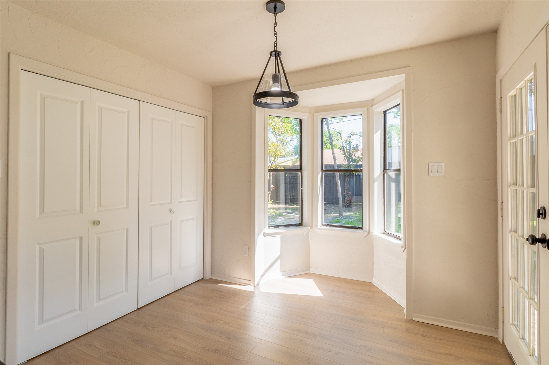 220 Jeaneta Avenue