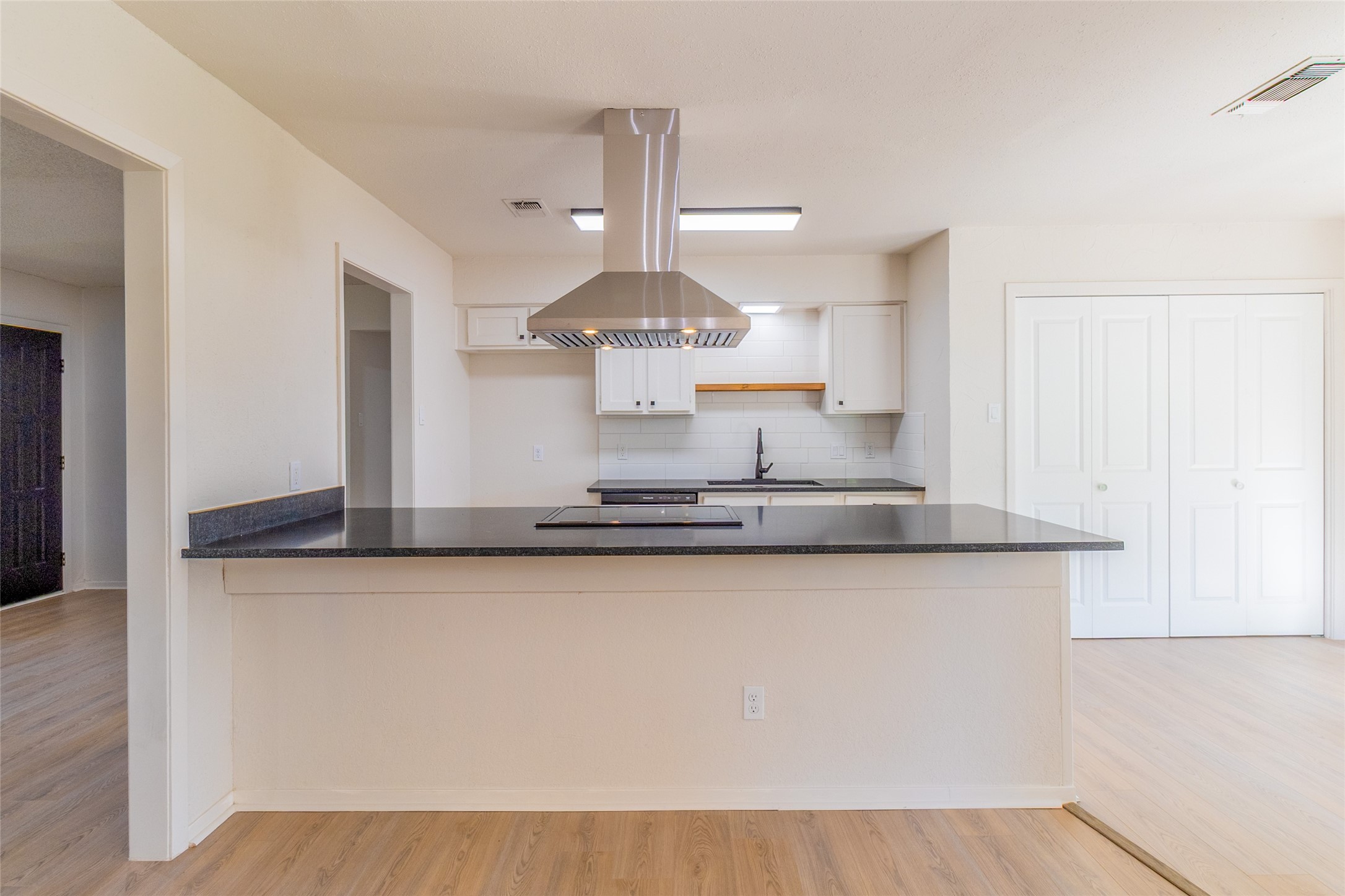 220 Jeaneta Avenue