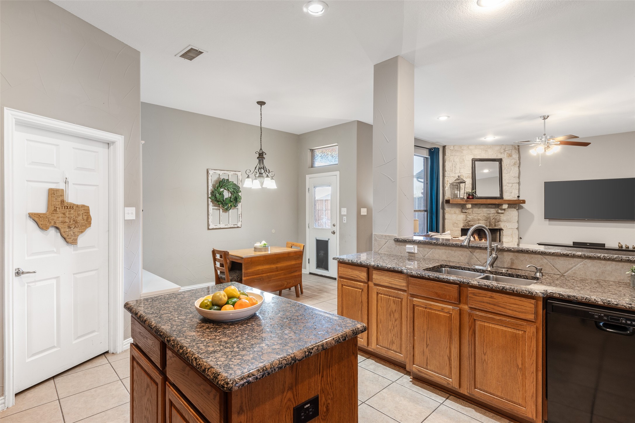 1435 Timber Ridge