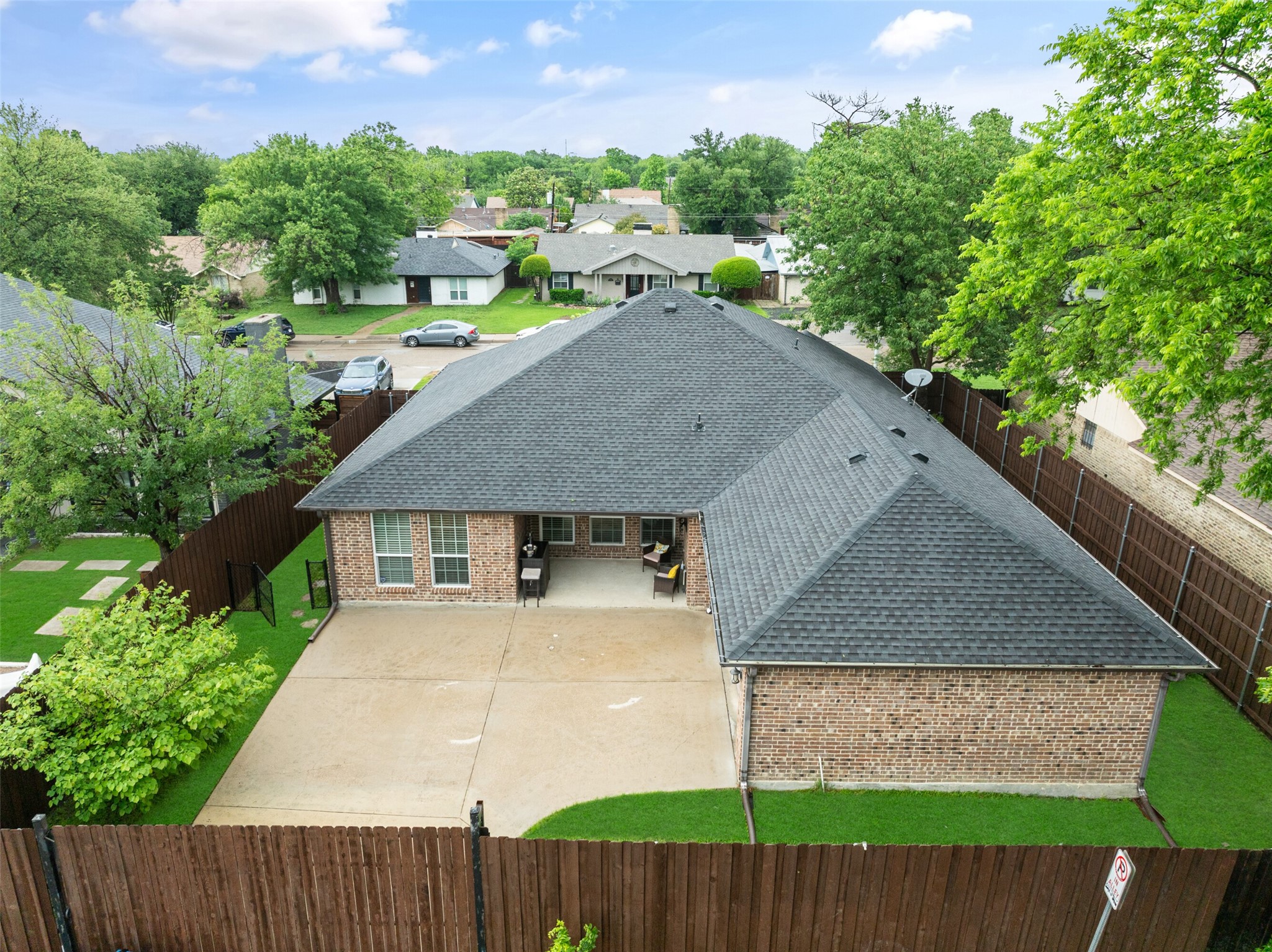 3050 Kinkaid Drive