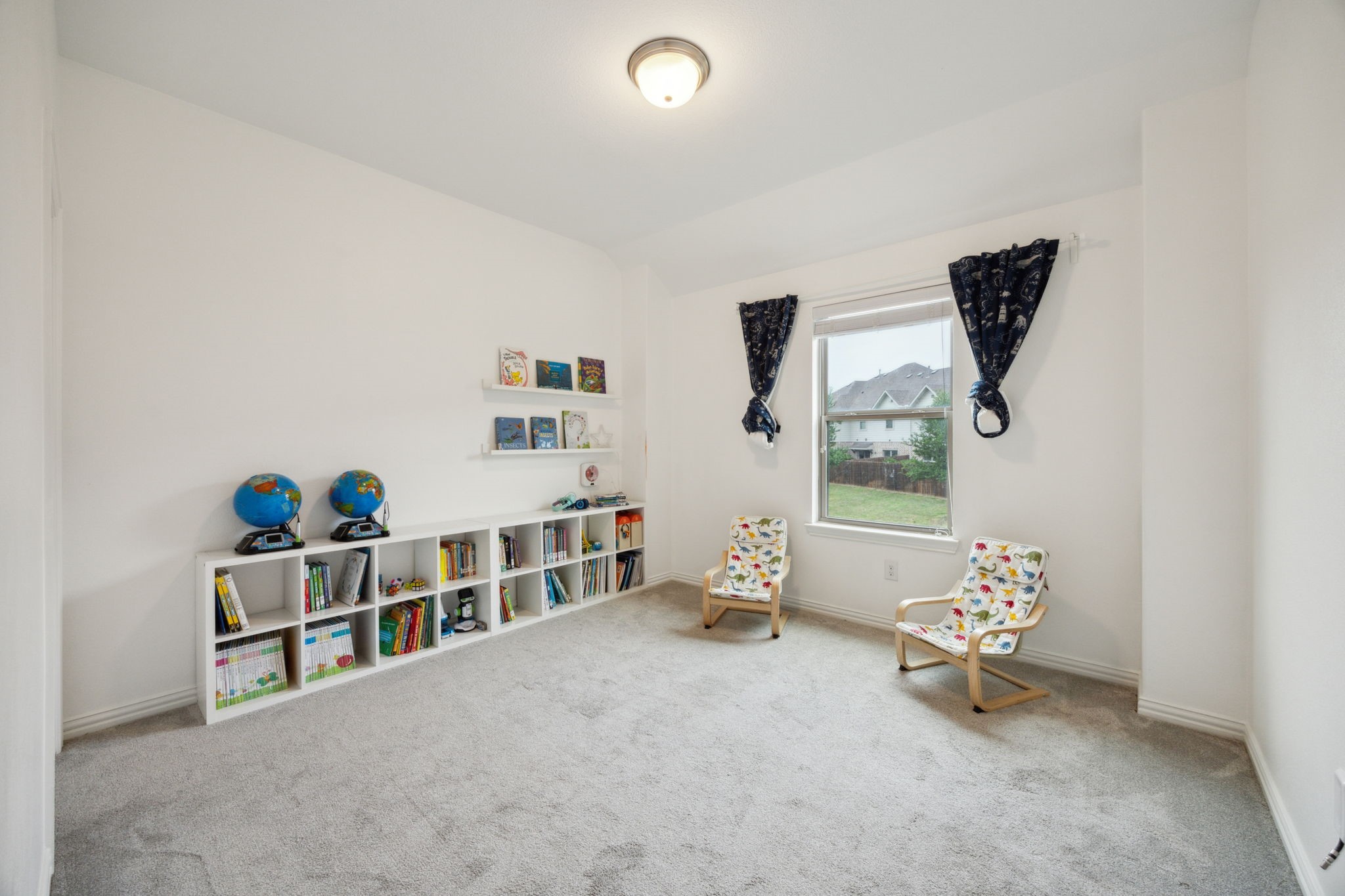 2321 Molly Lane