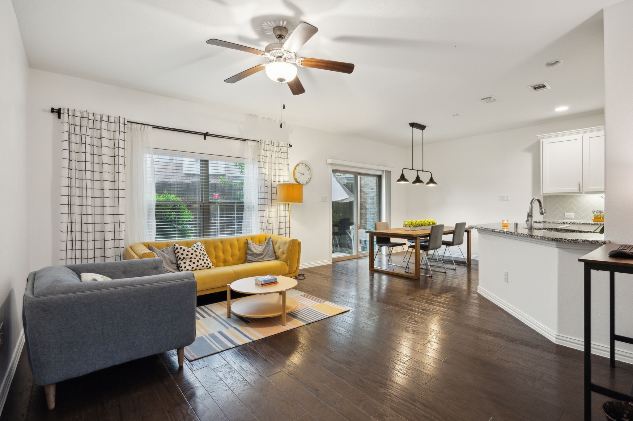 2321 Molly Lane