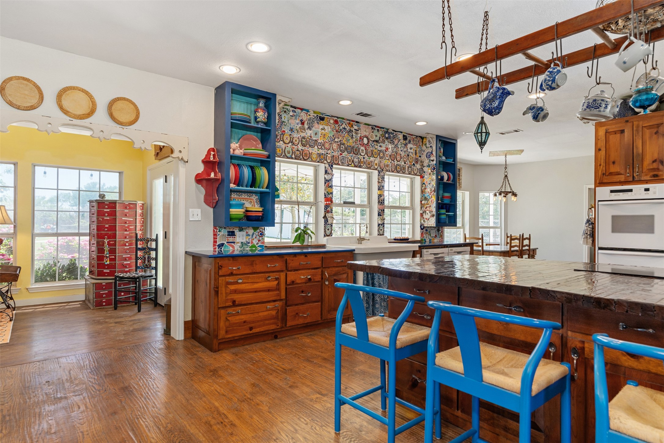 7552 County Road 466