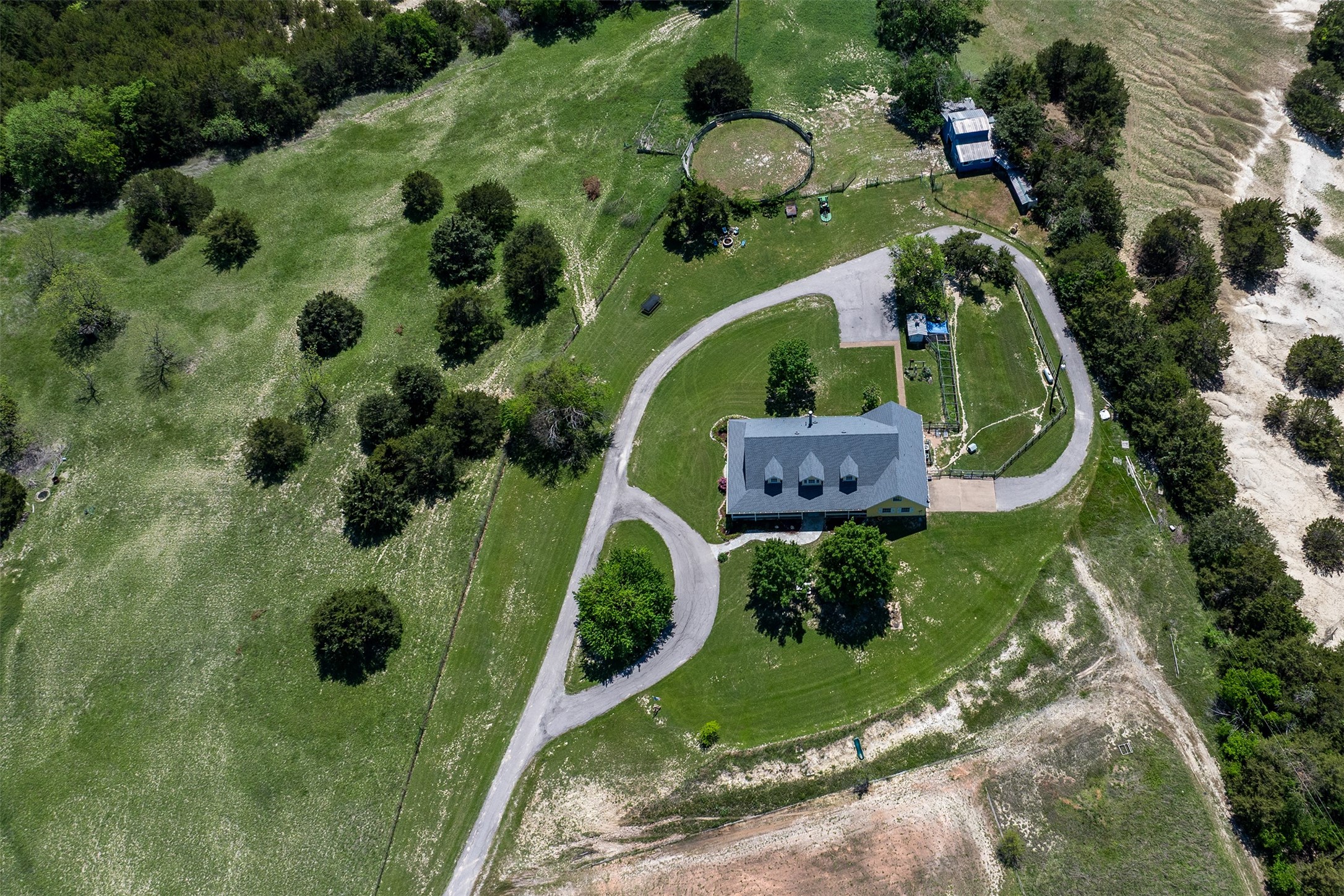 7552 County Road 466