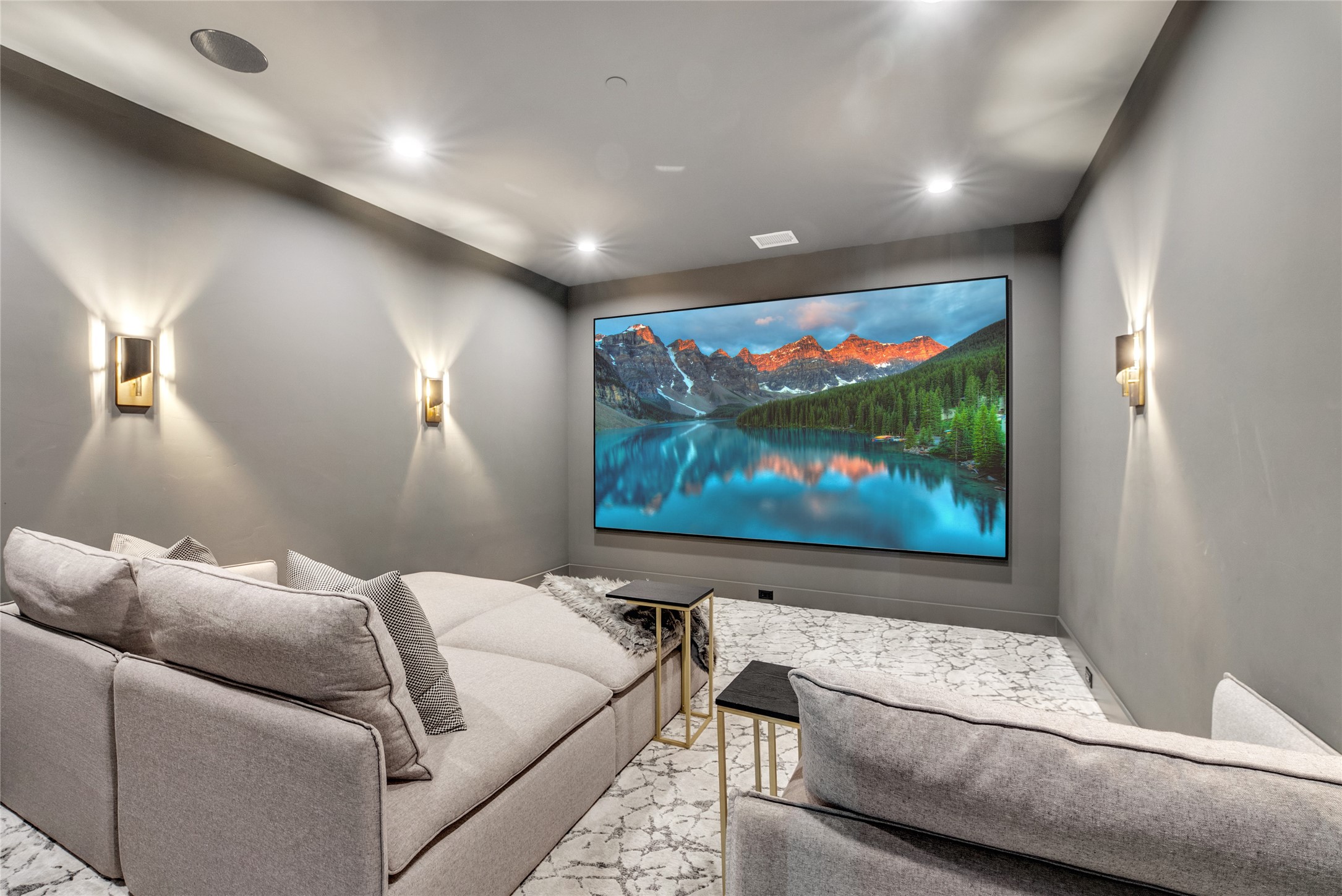 1515 Courtland Drive