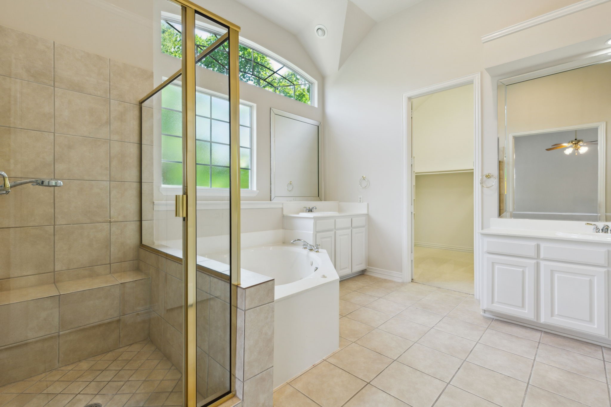 1209 Queen Peggy Lane