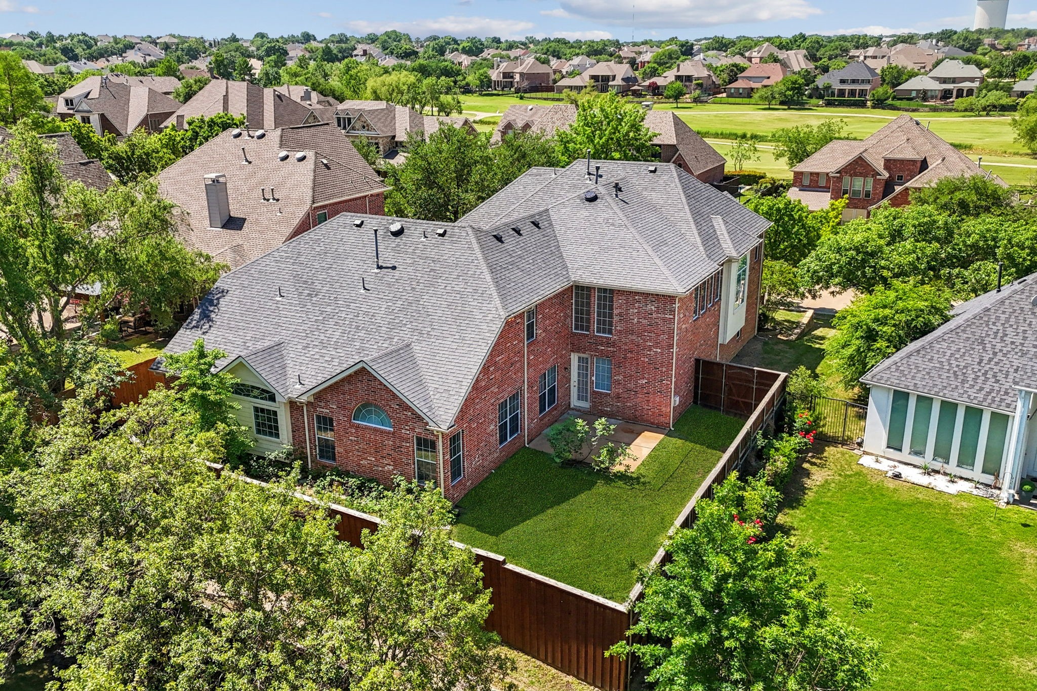 1209 Queen Peggy Lane