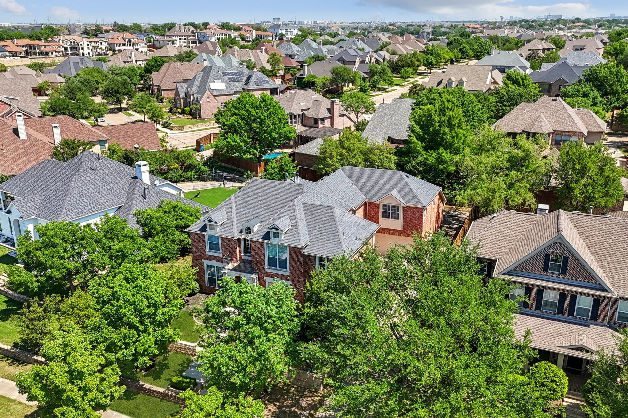 1209 Queen Peggy Lane