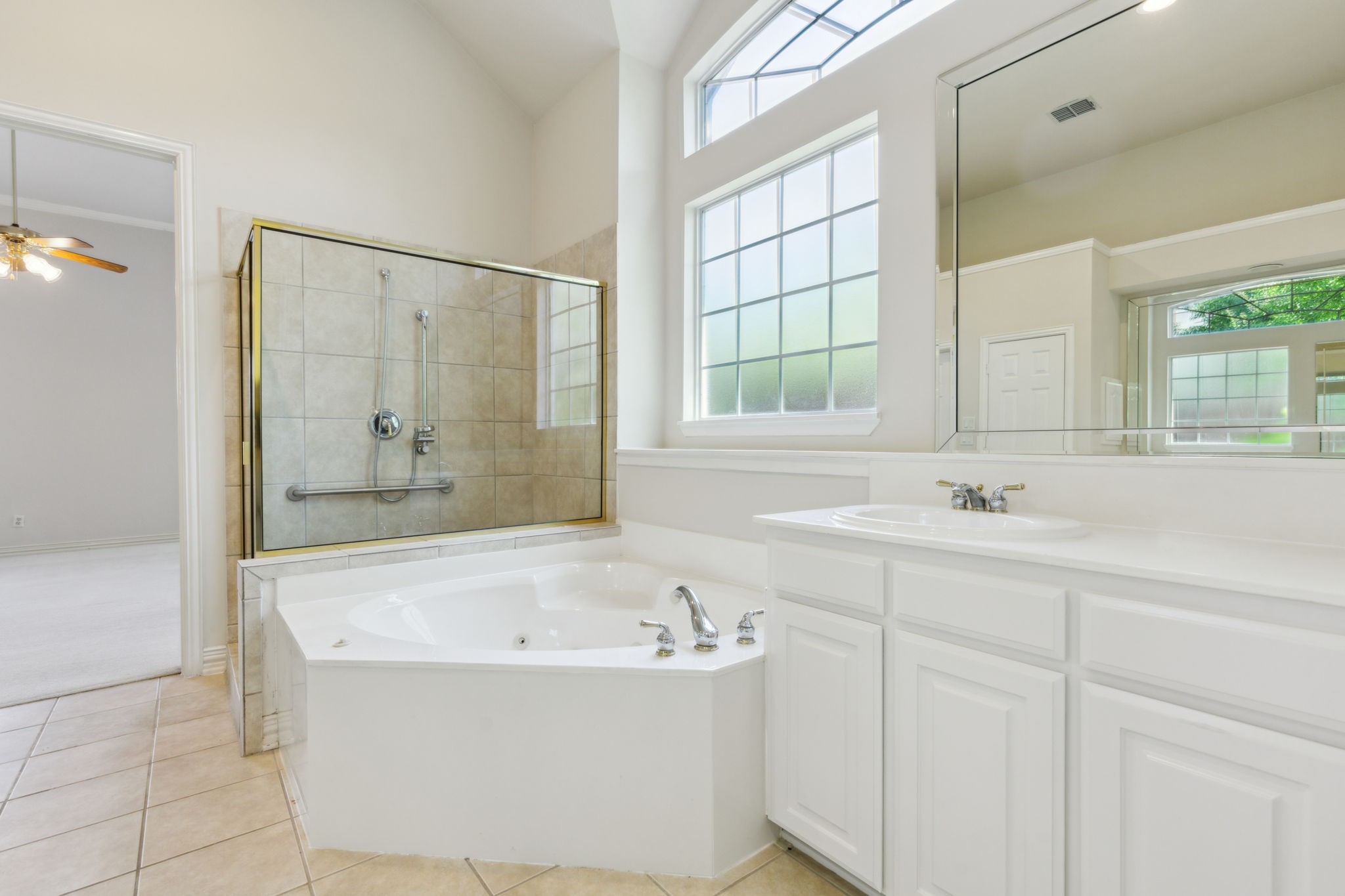 1209 Queen Peggy Lane