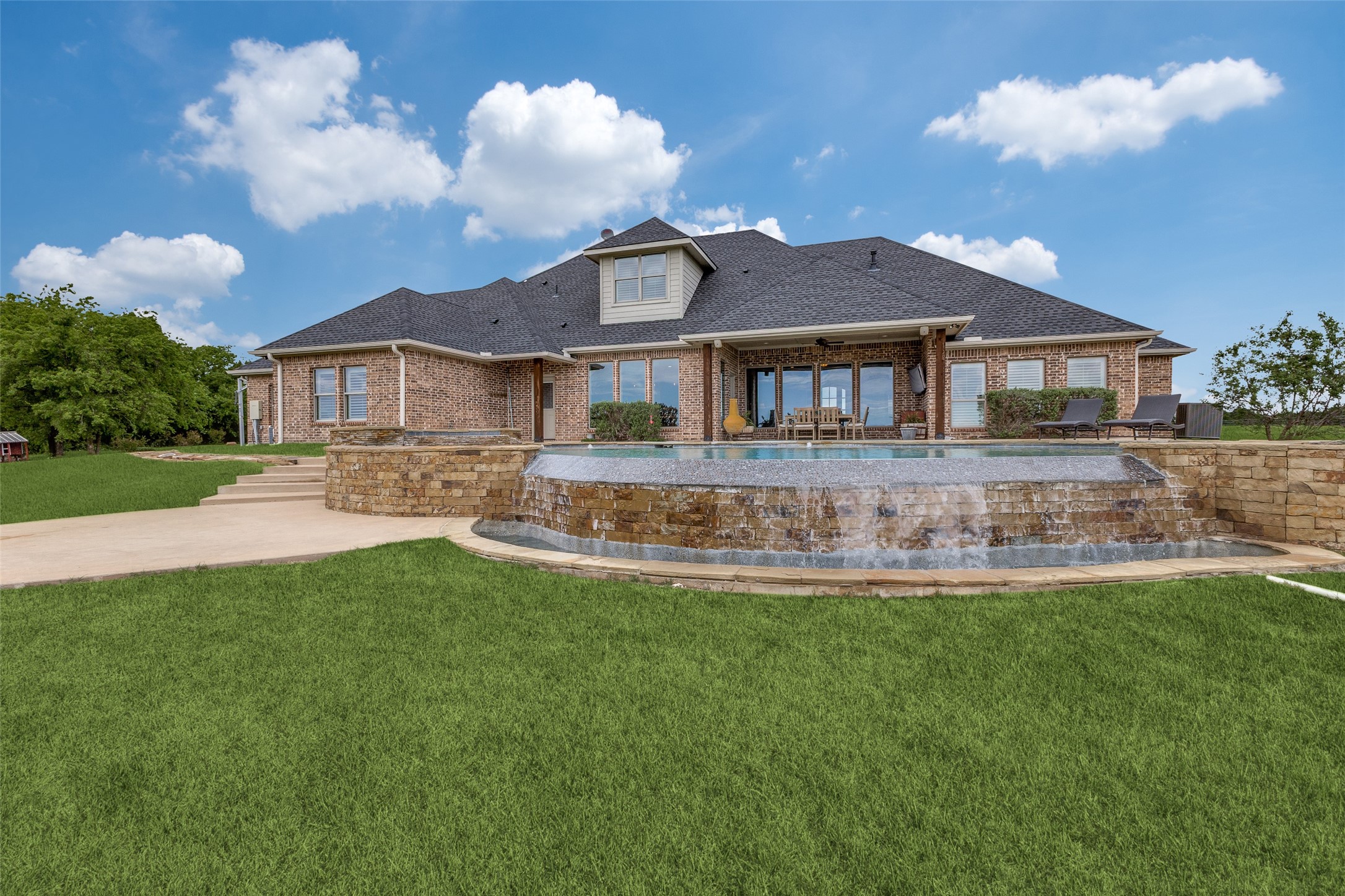 300 Judd Road