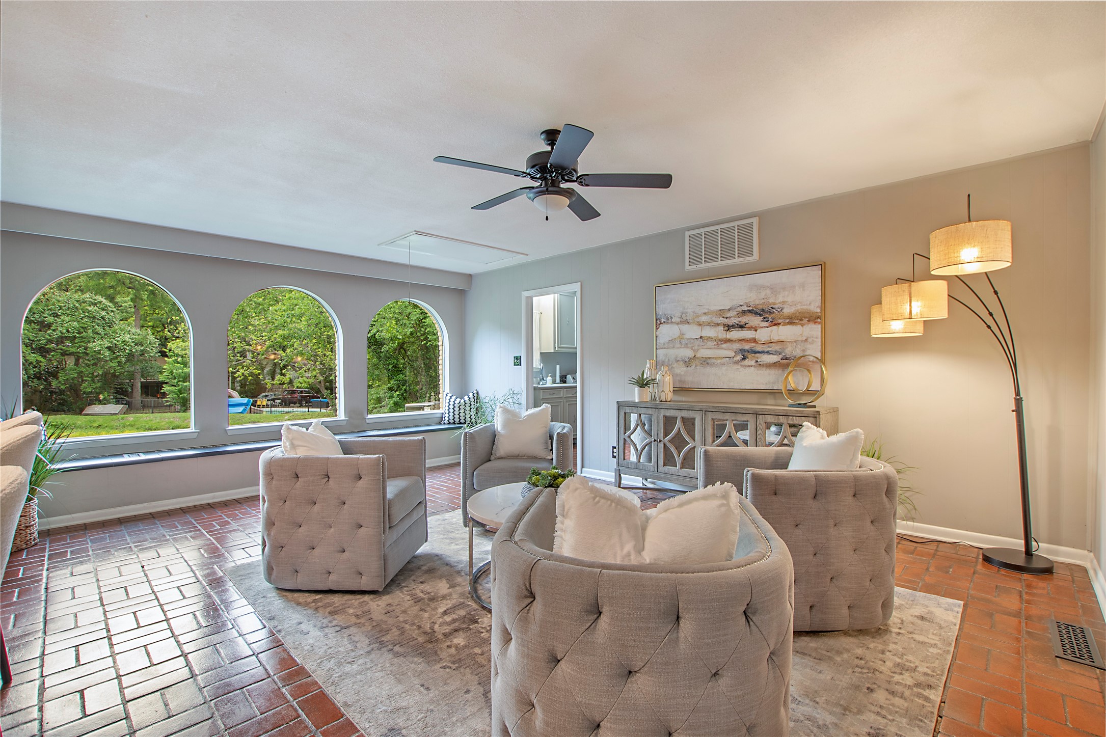 1709 Spring Lake Drive