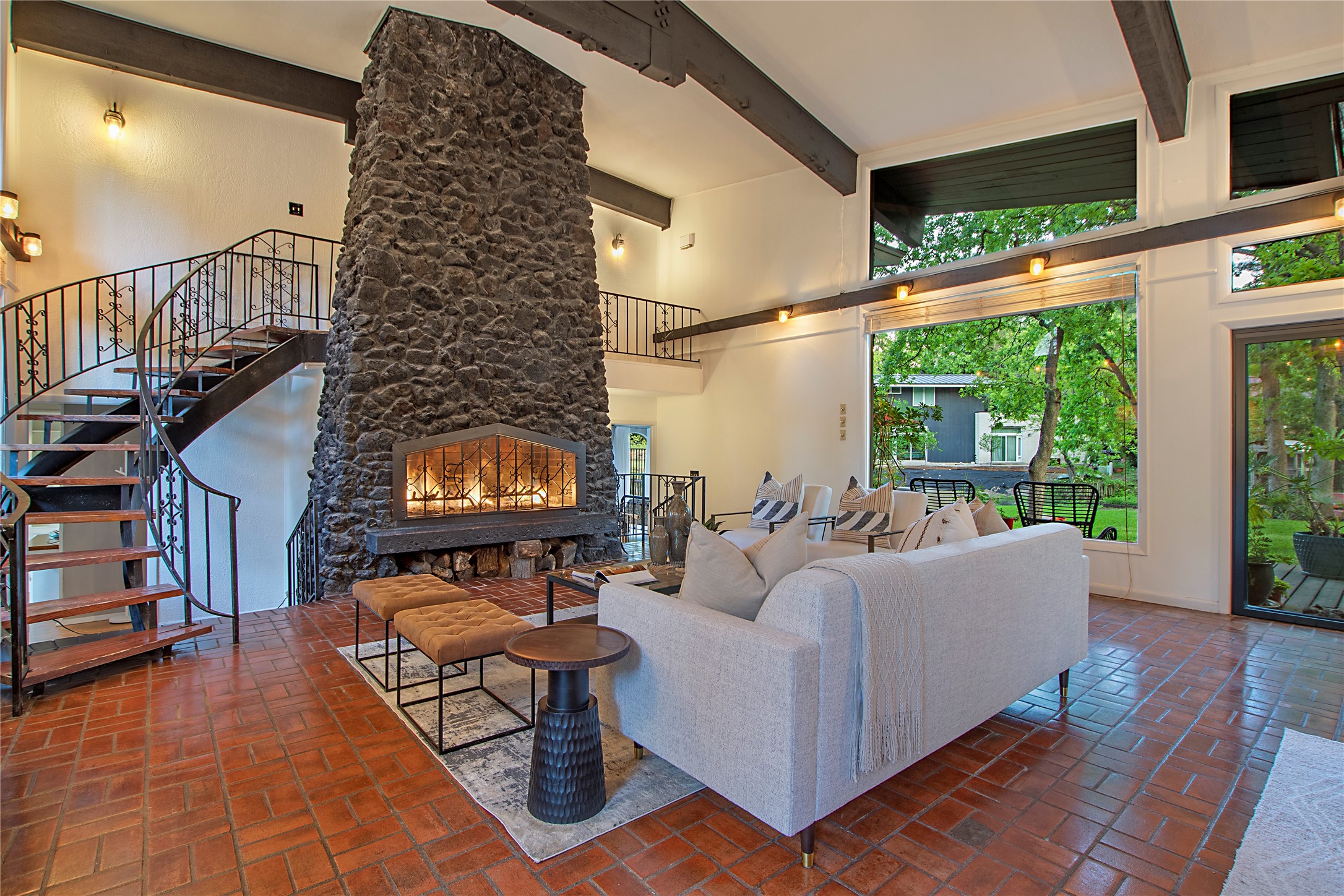1709 Spring Lake Drive