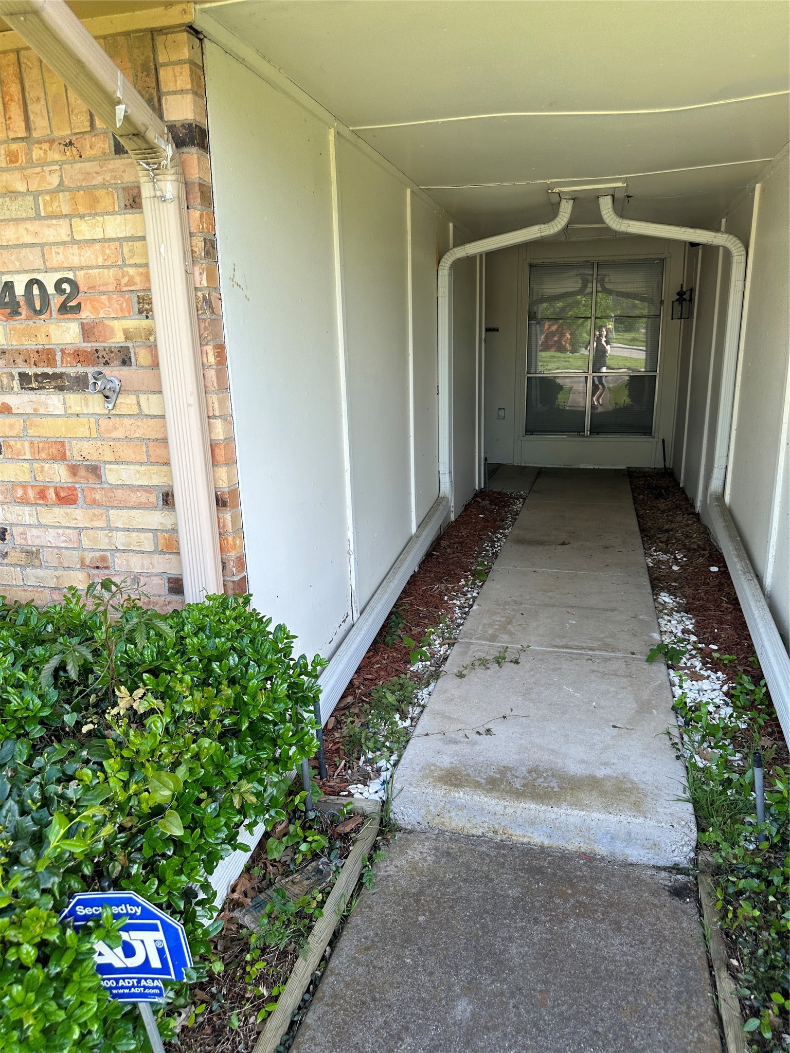 400 Tiffany Trail