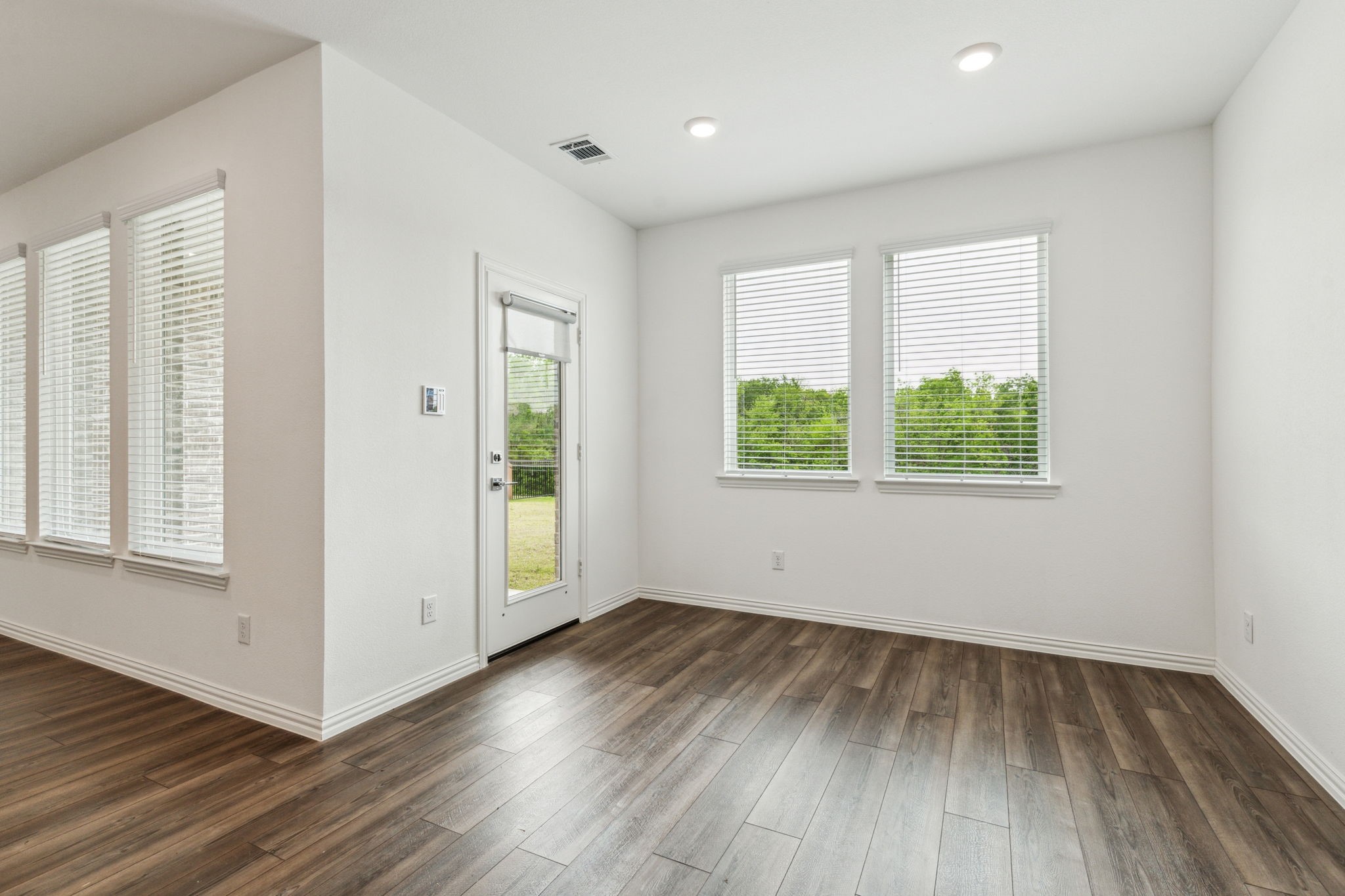 1517 Bridlepath Trail