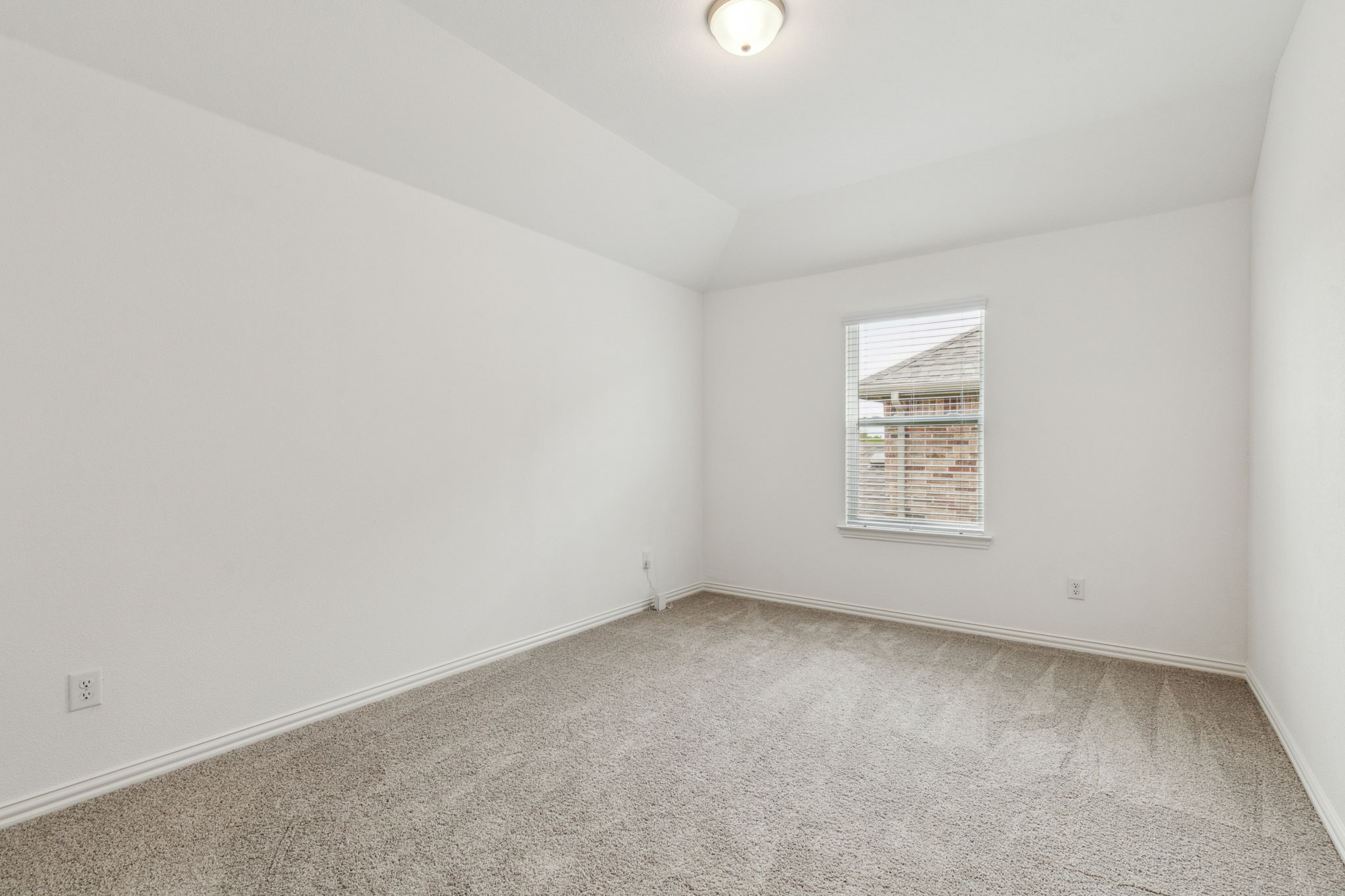 1517 Bridlepath Trail