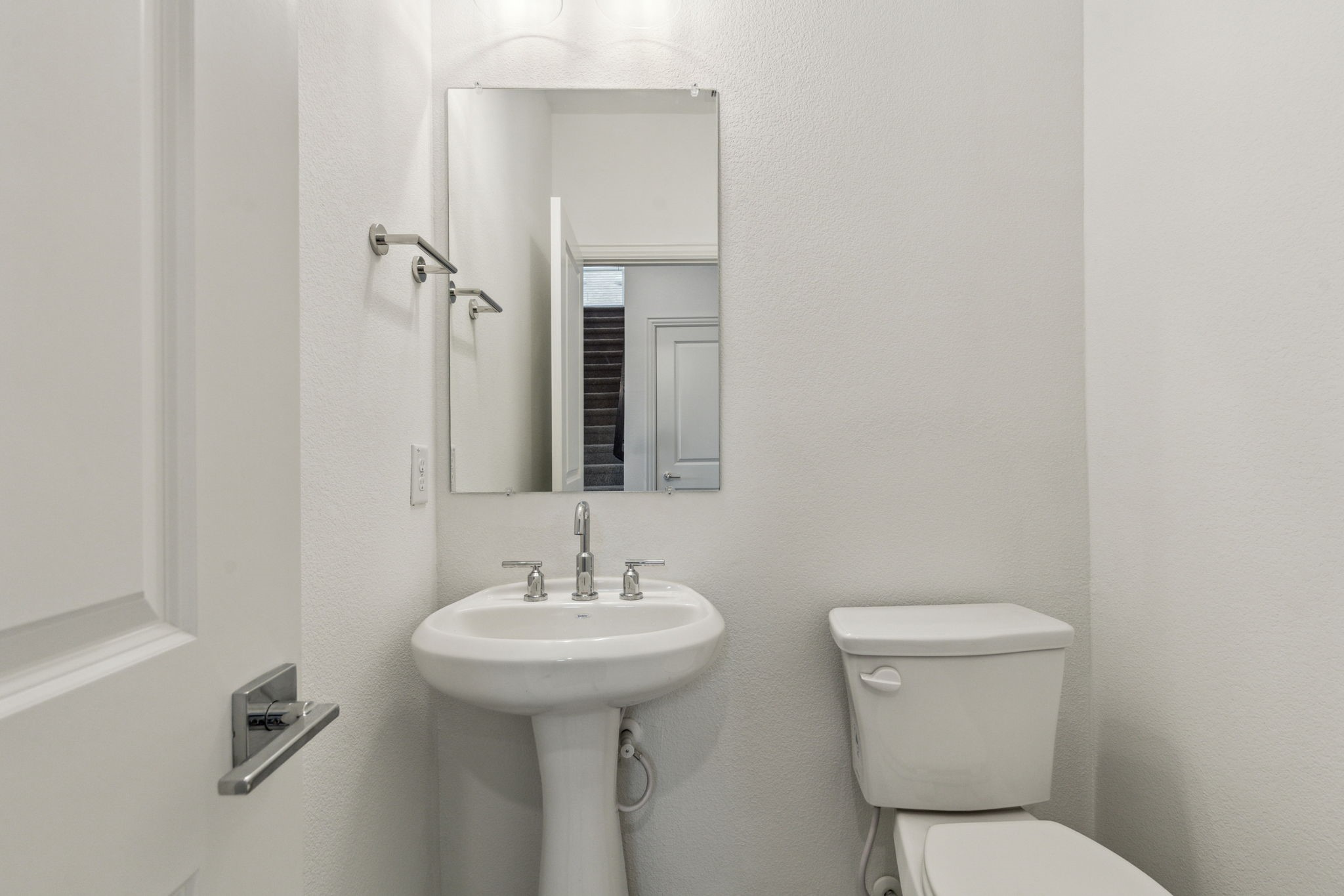 1517 Bridlepath Trail