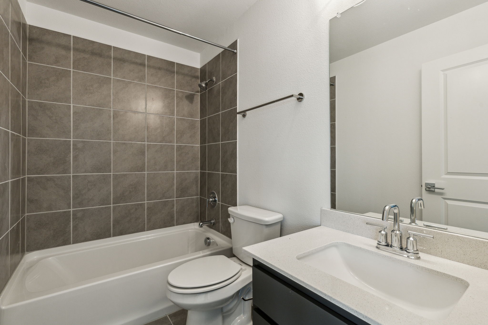 1517 Bridlepath Trail