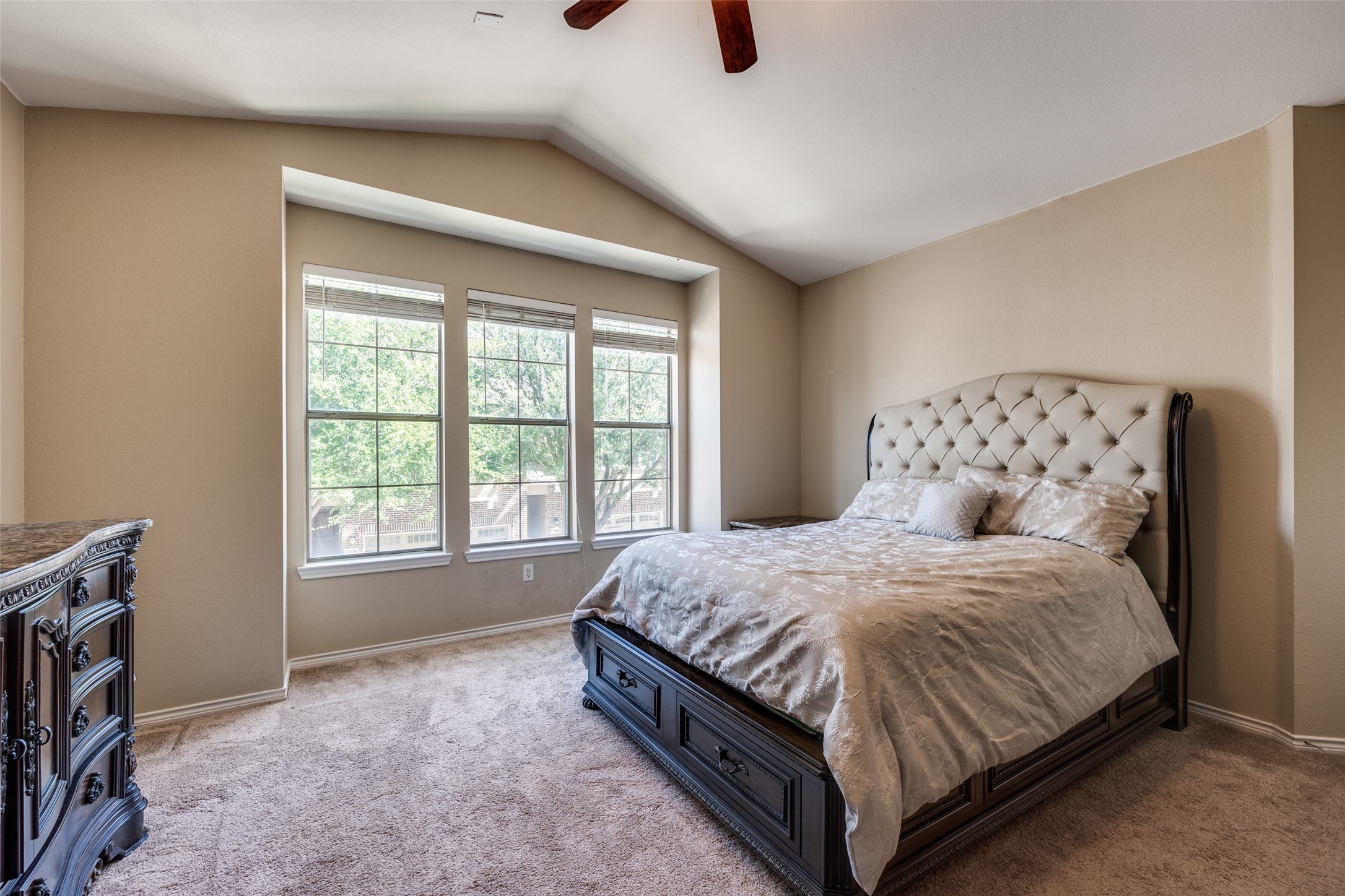 1207 Lake Pointe Way