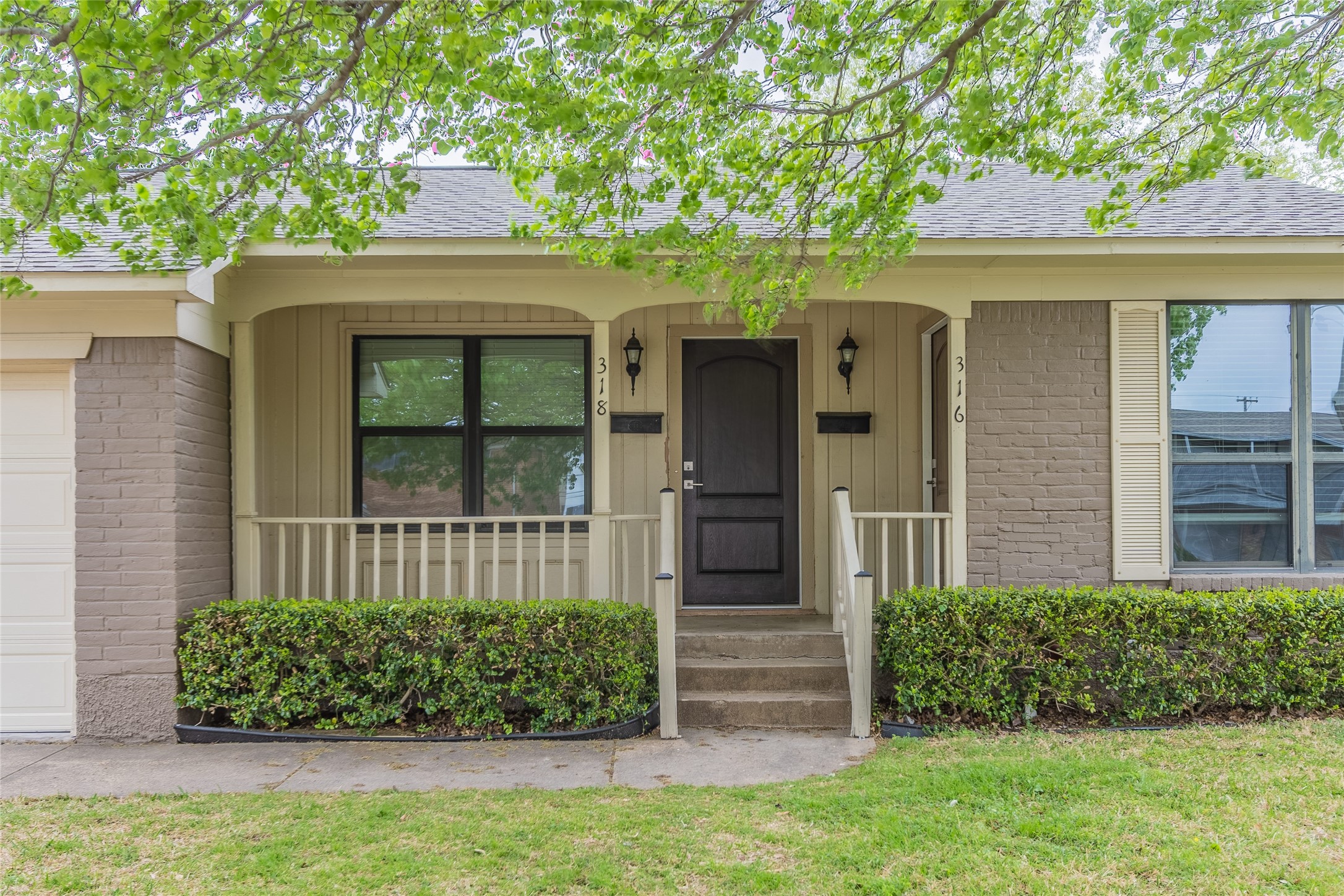 316 La Salle Drive