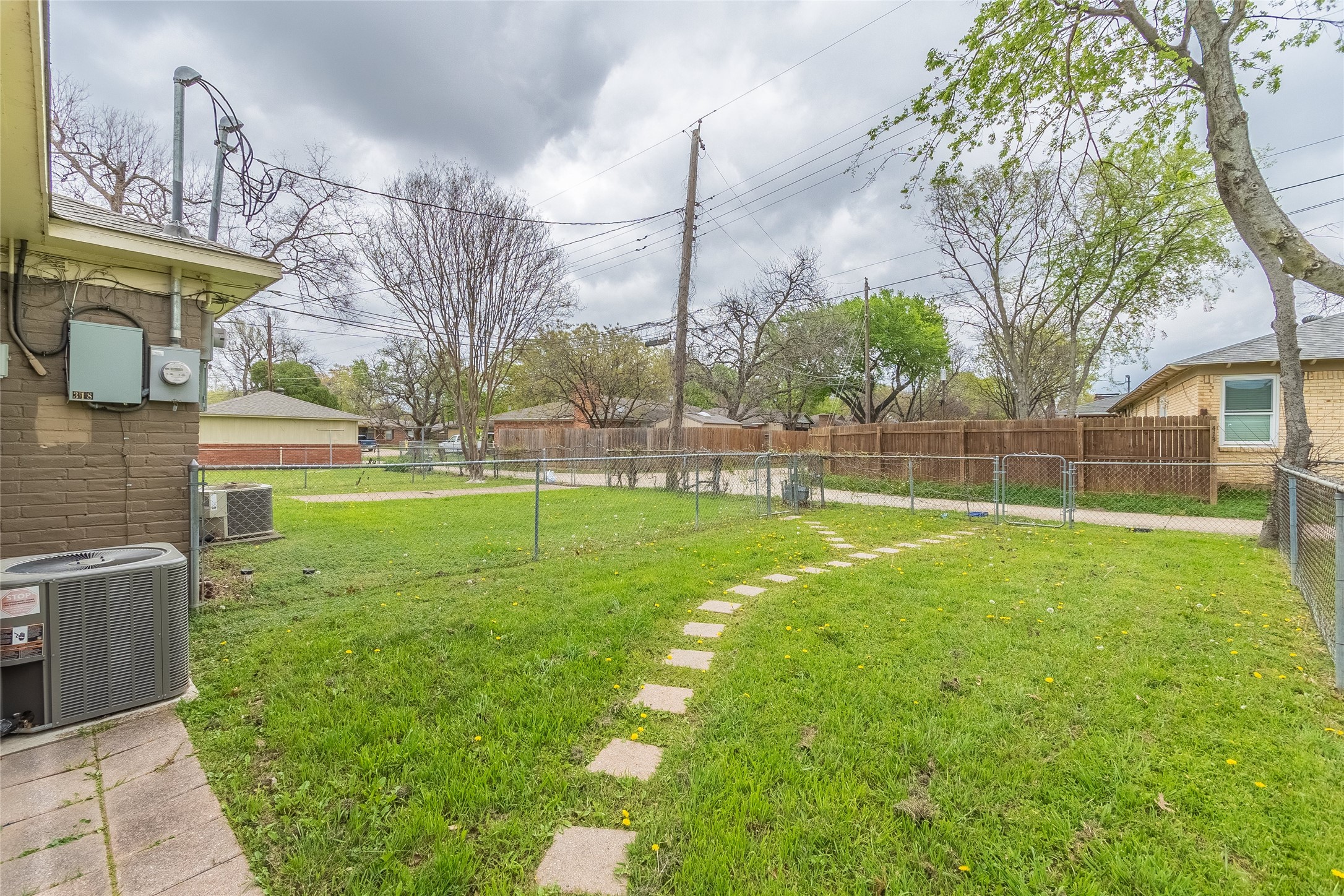 316 La Salle Drive