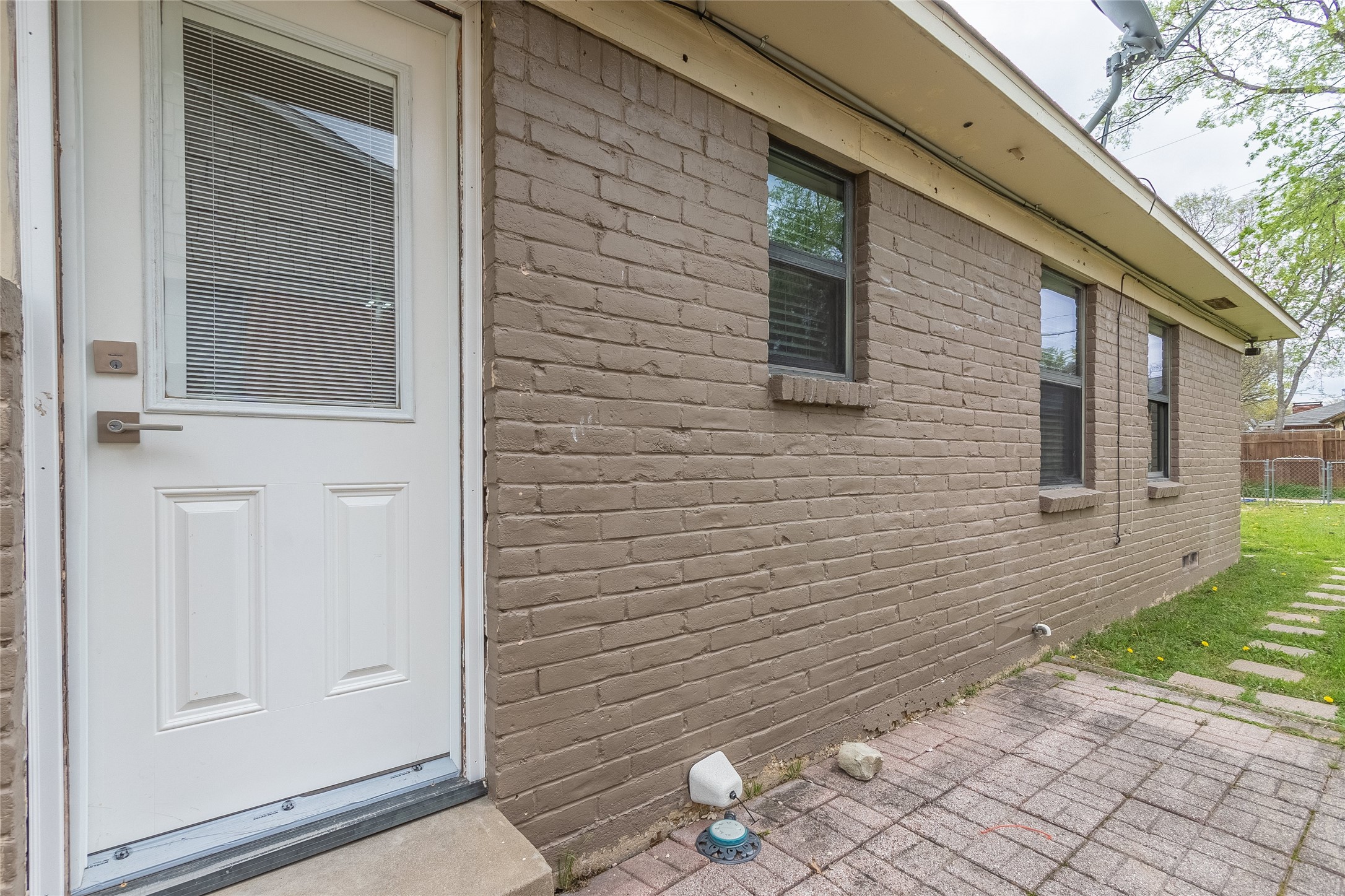 316 La Salle Drive