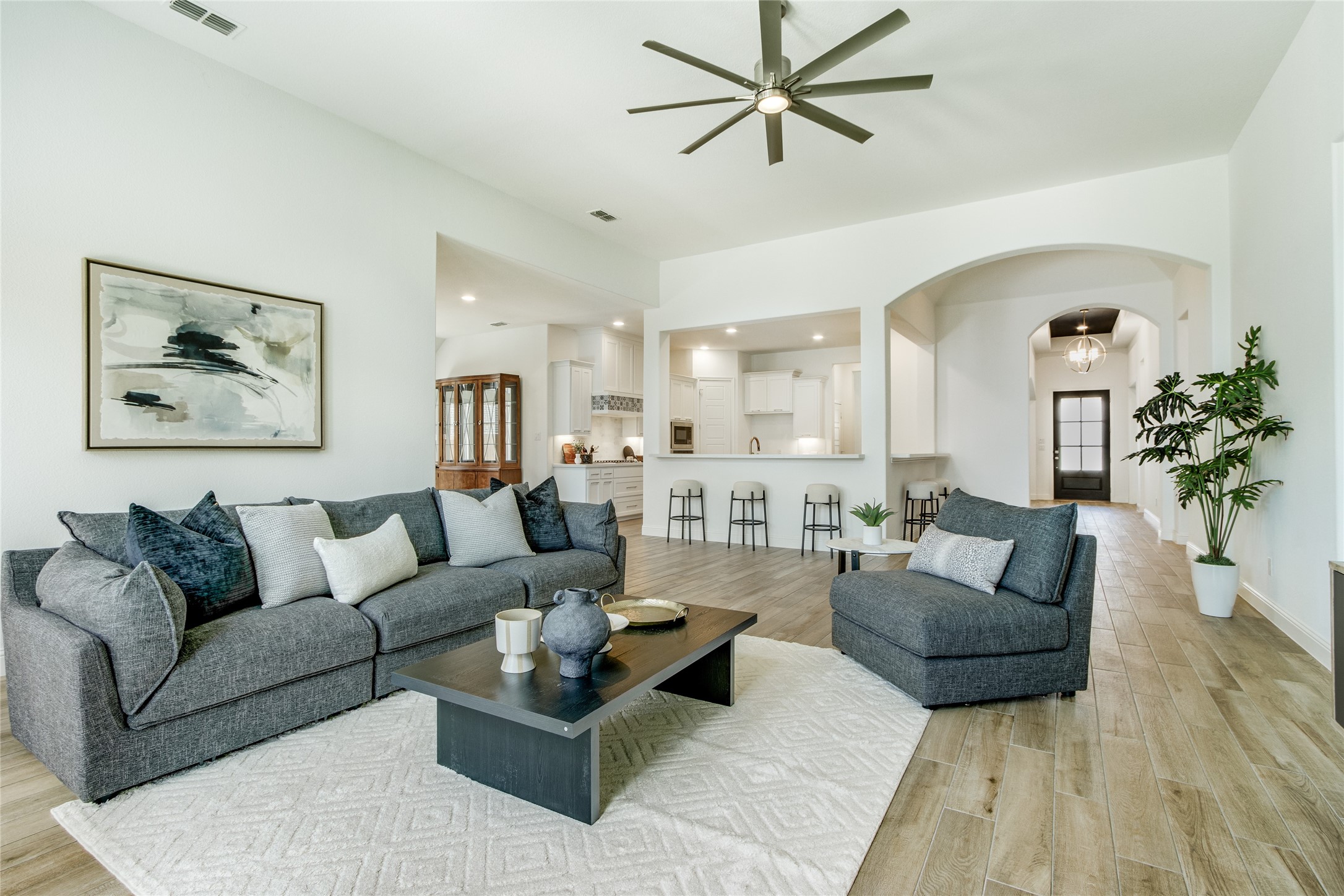 2406 Capitol Place