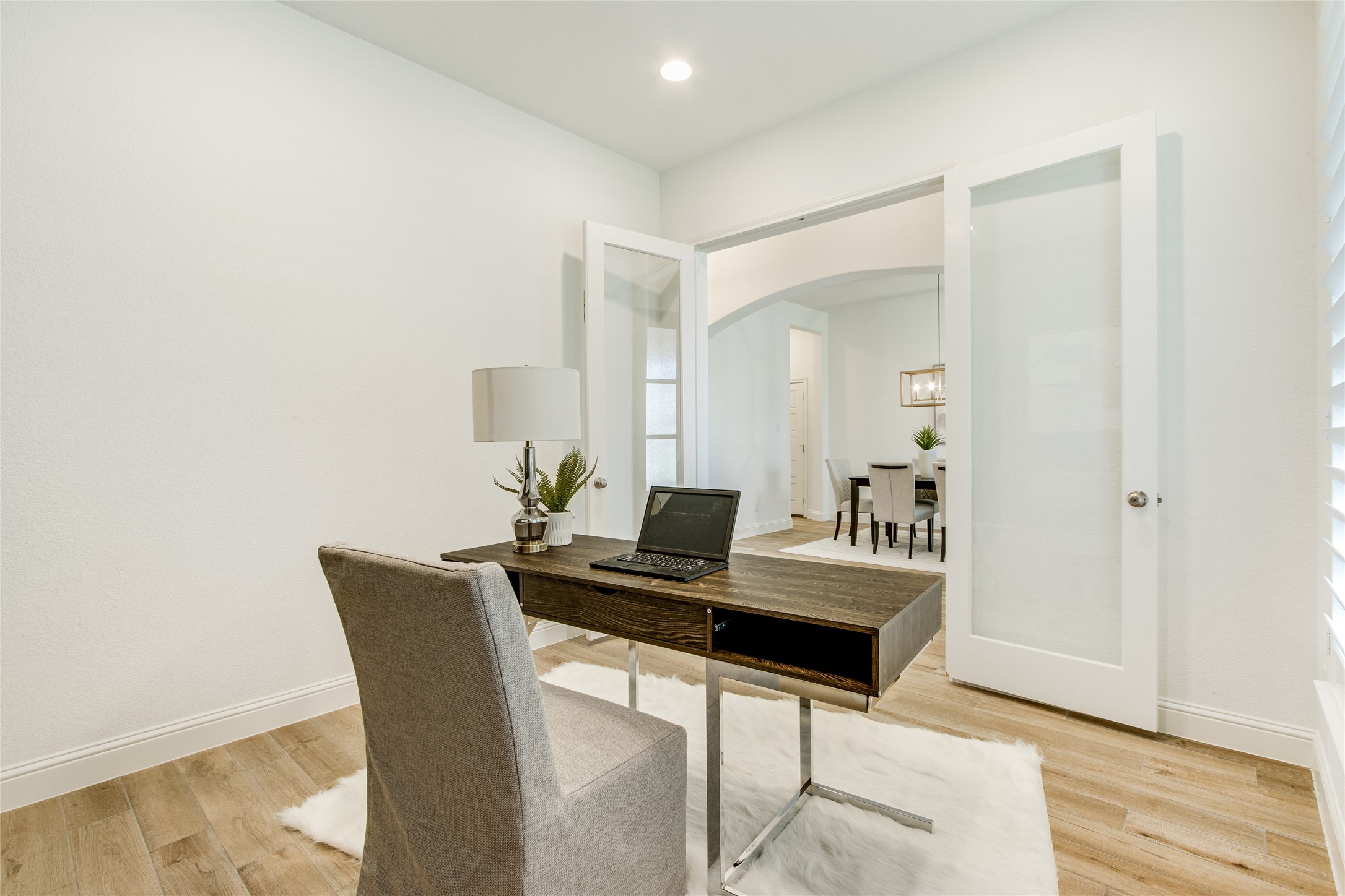 2406 Capitol Place