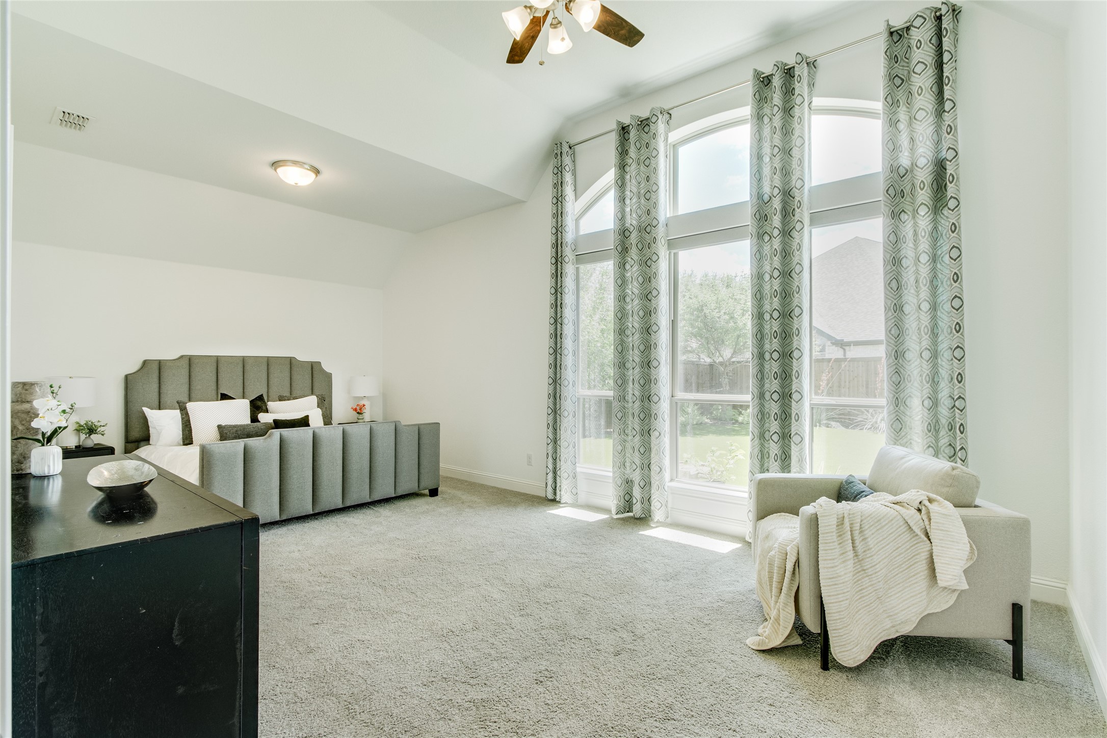 2406 Capitol Place