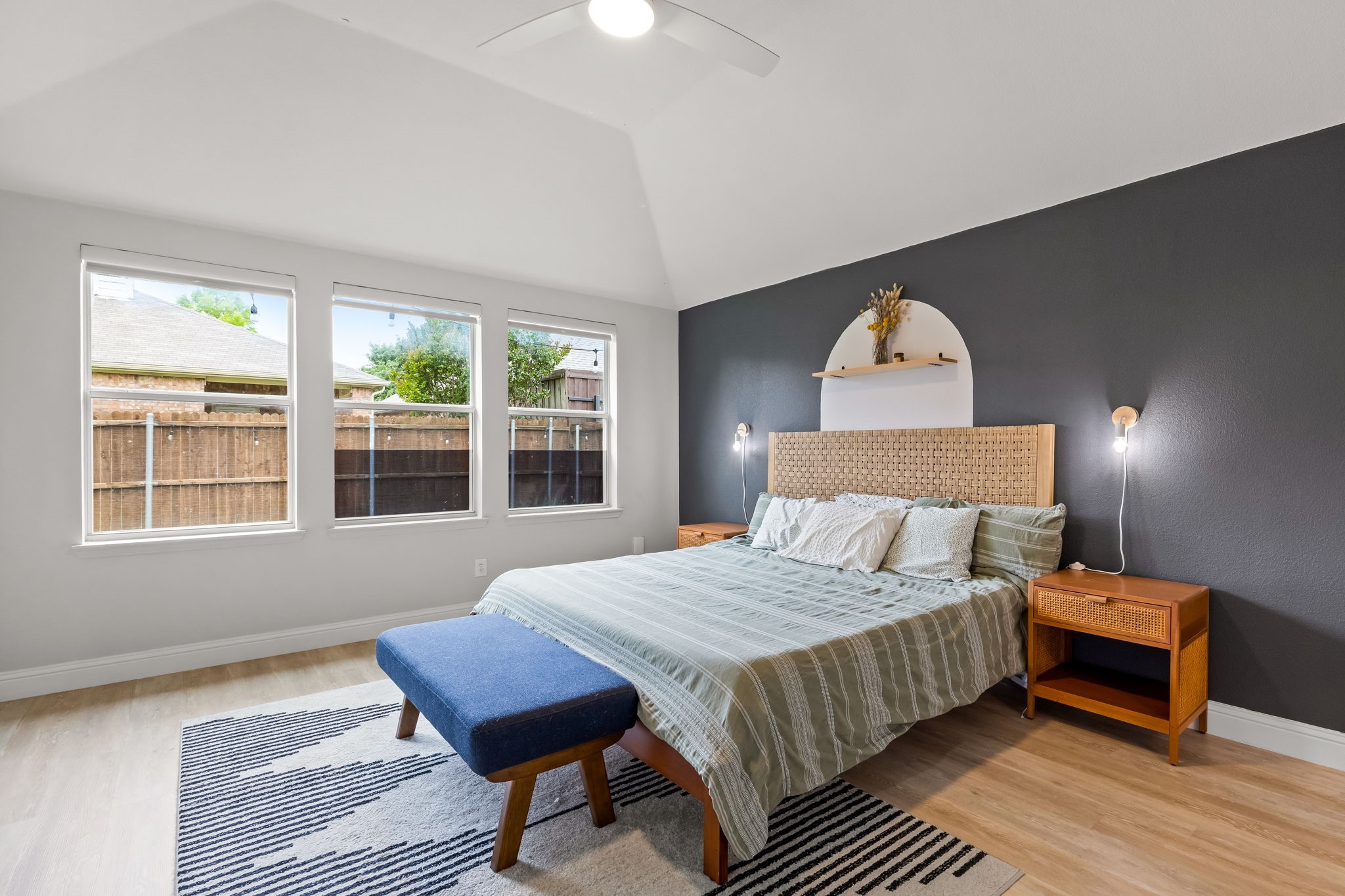 6005 Mariposa Drive