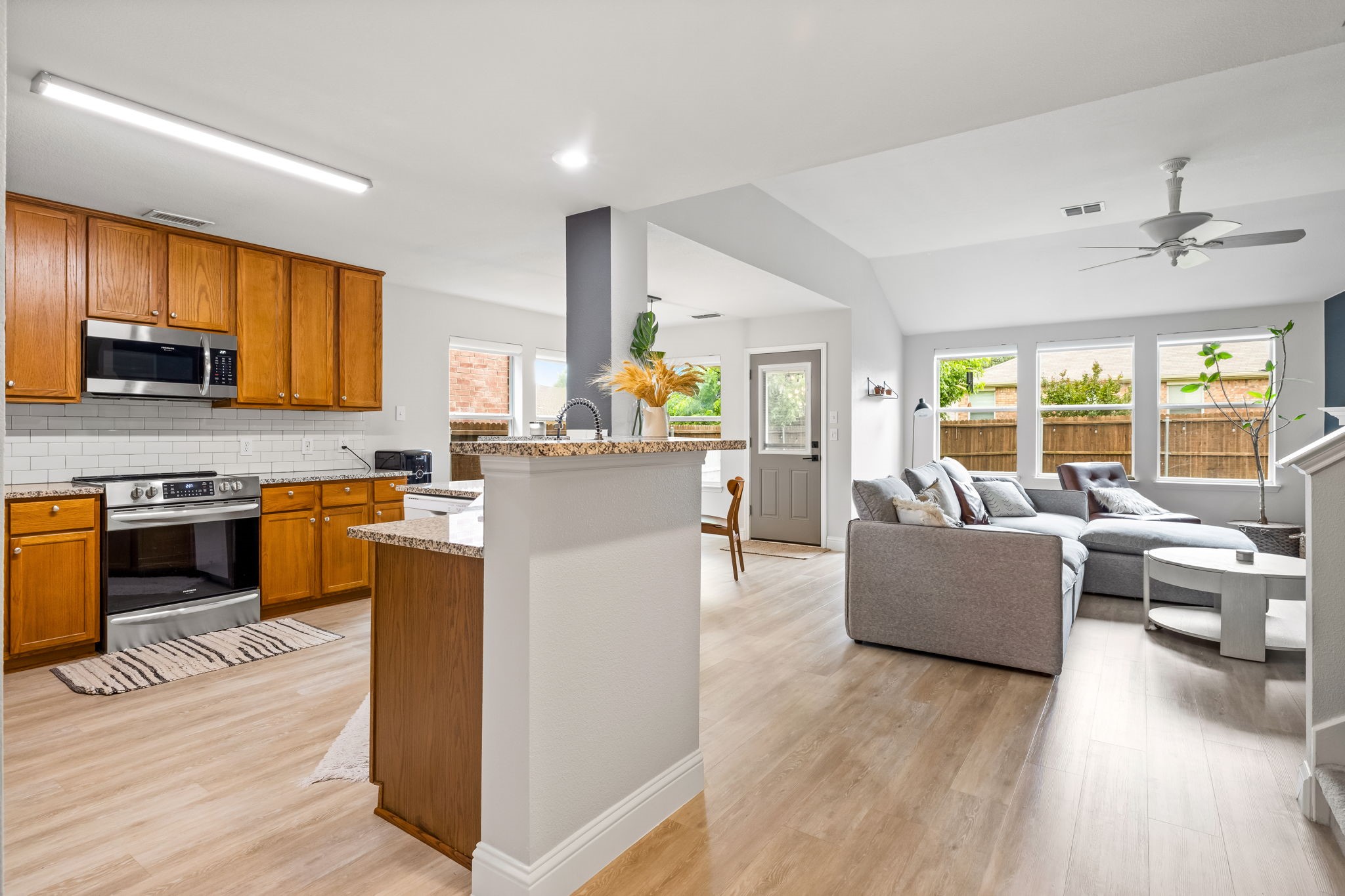 6005 Mariposa Drive