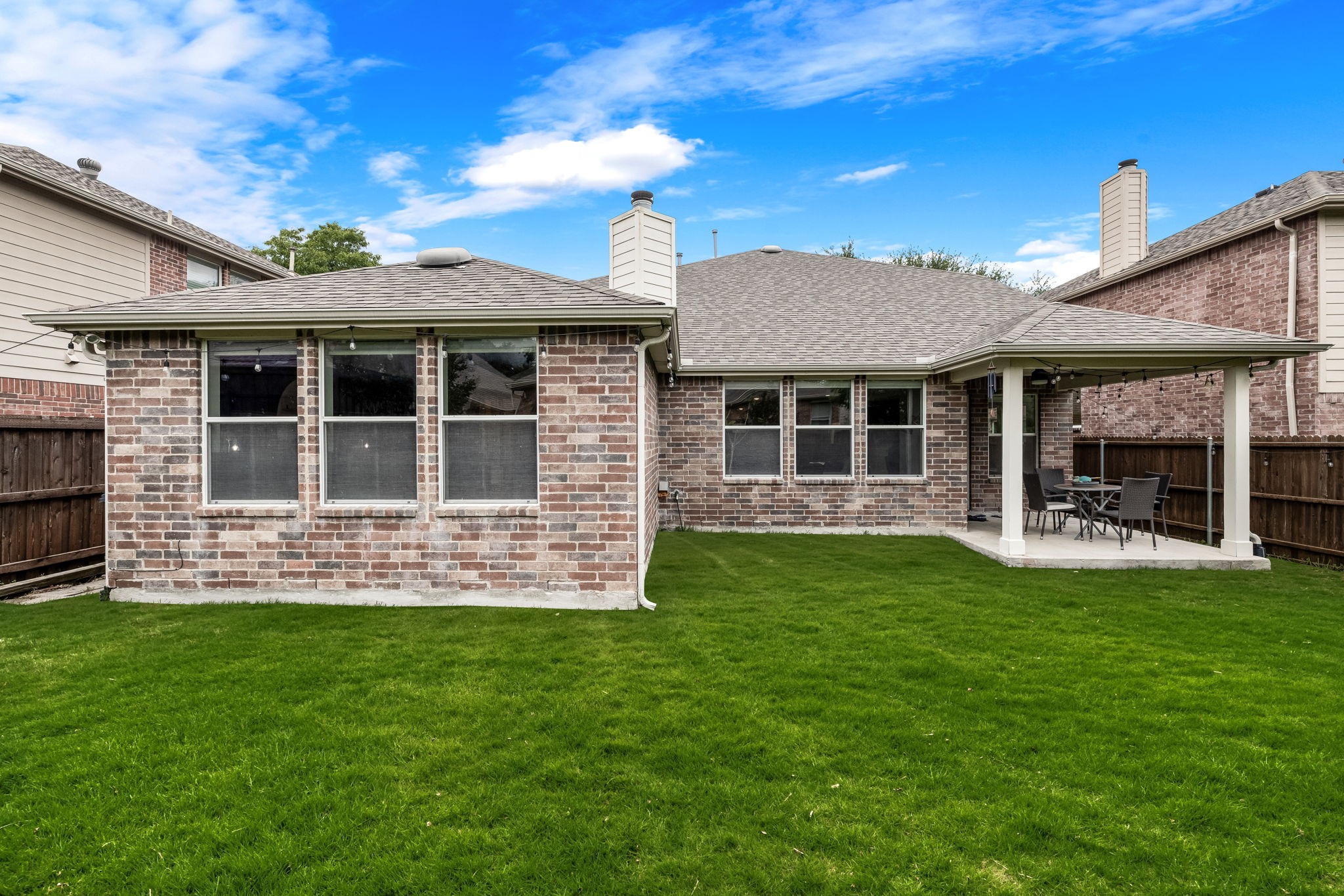 6005 Mariposa Drive
