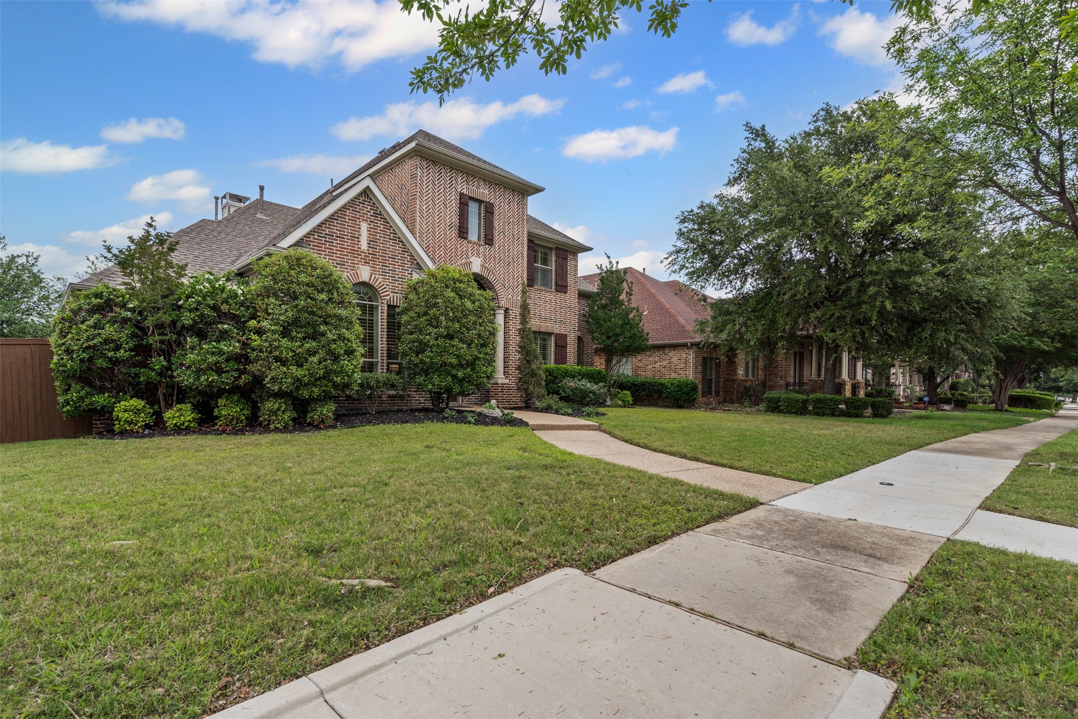 2241 Magic Mantle Drive