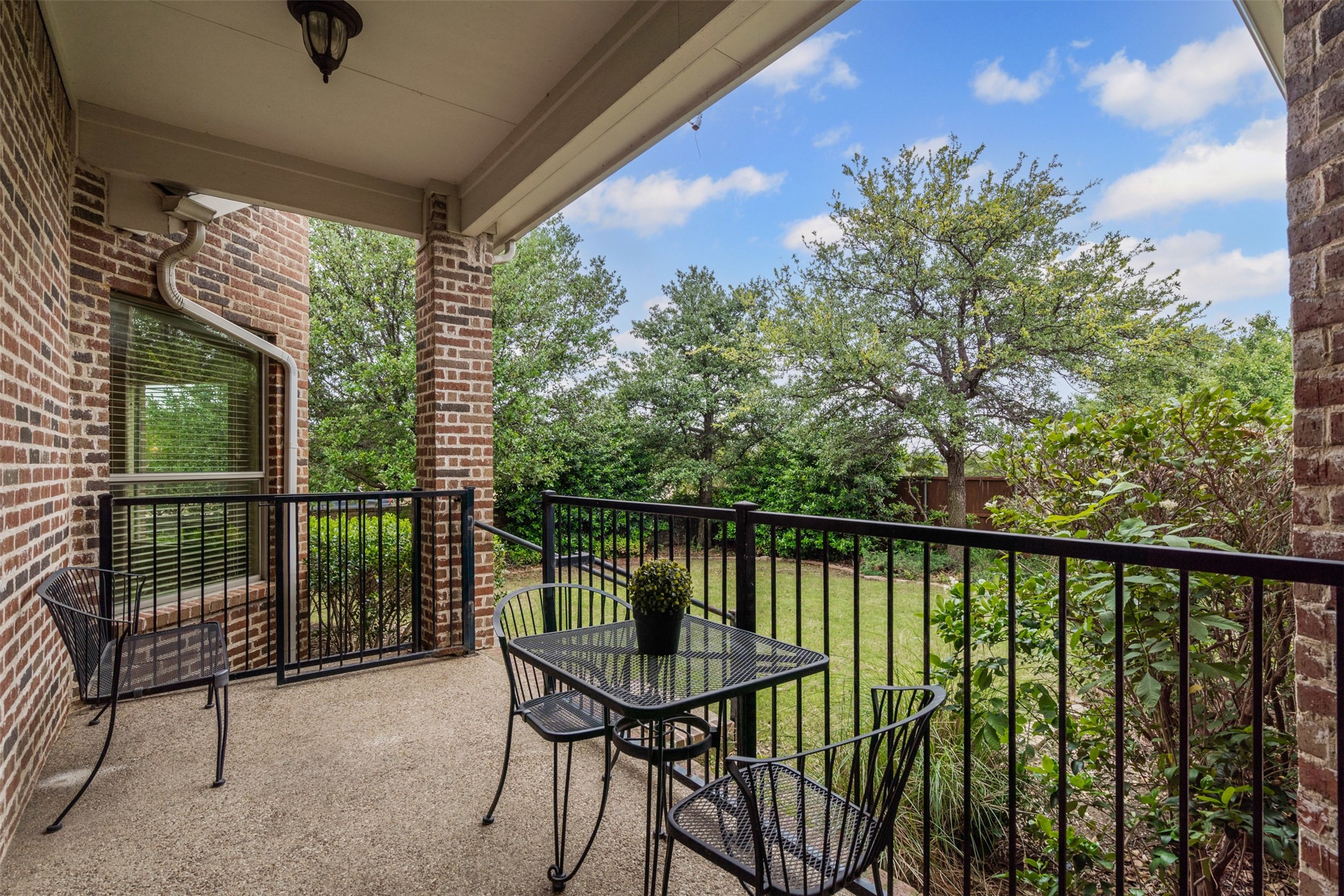 2241 Magic Mantle Drive
