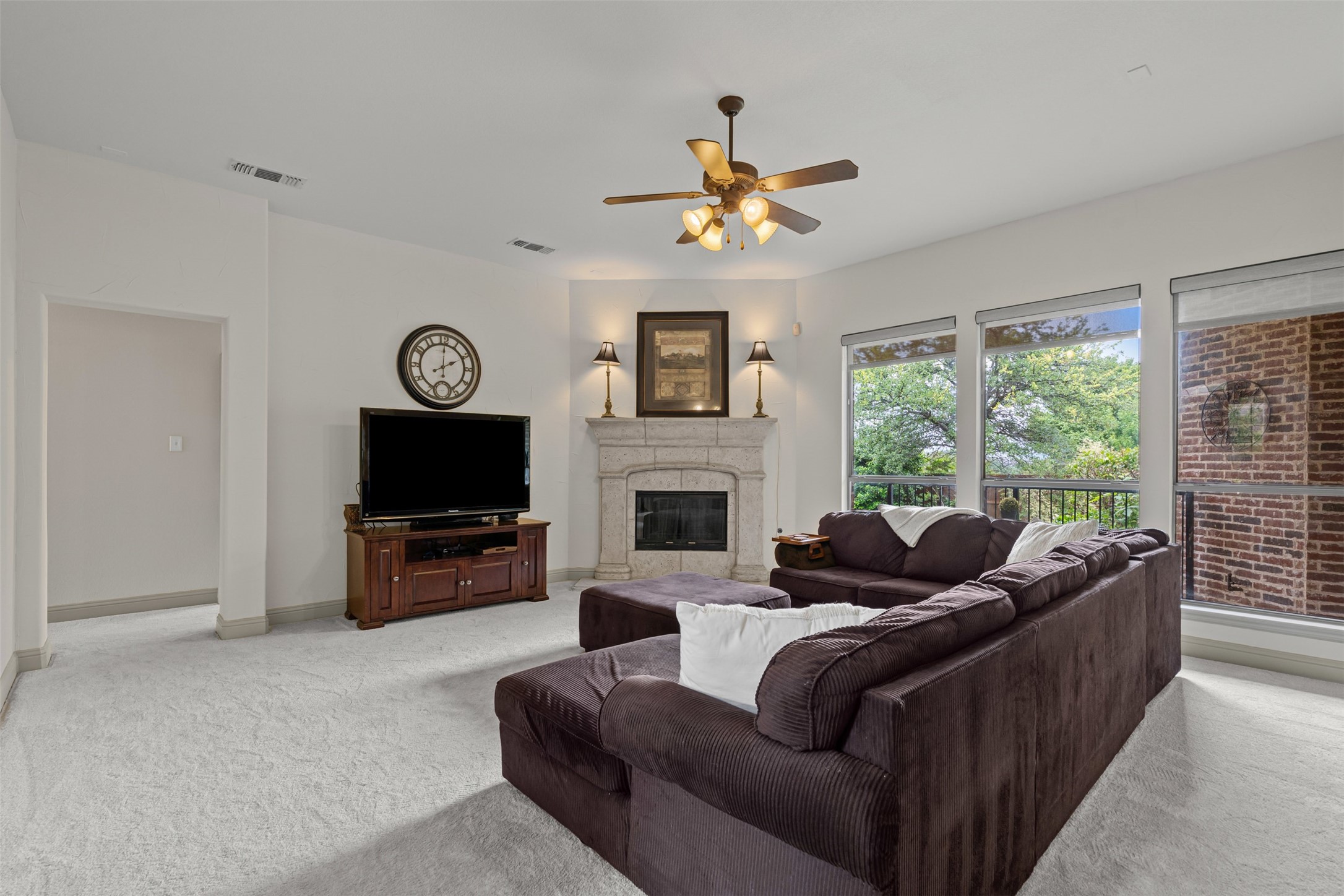 2241 Magic Mantle Drive