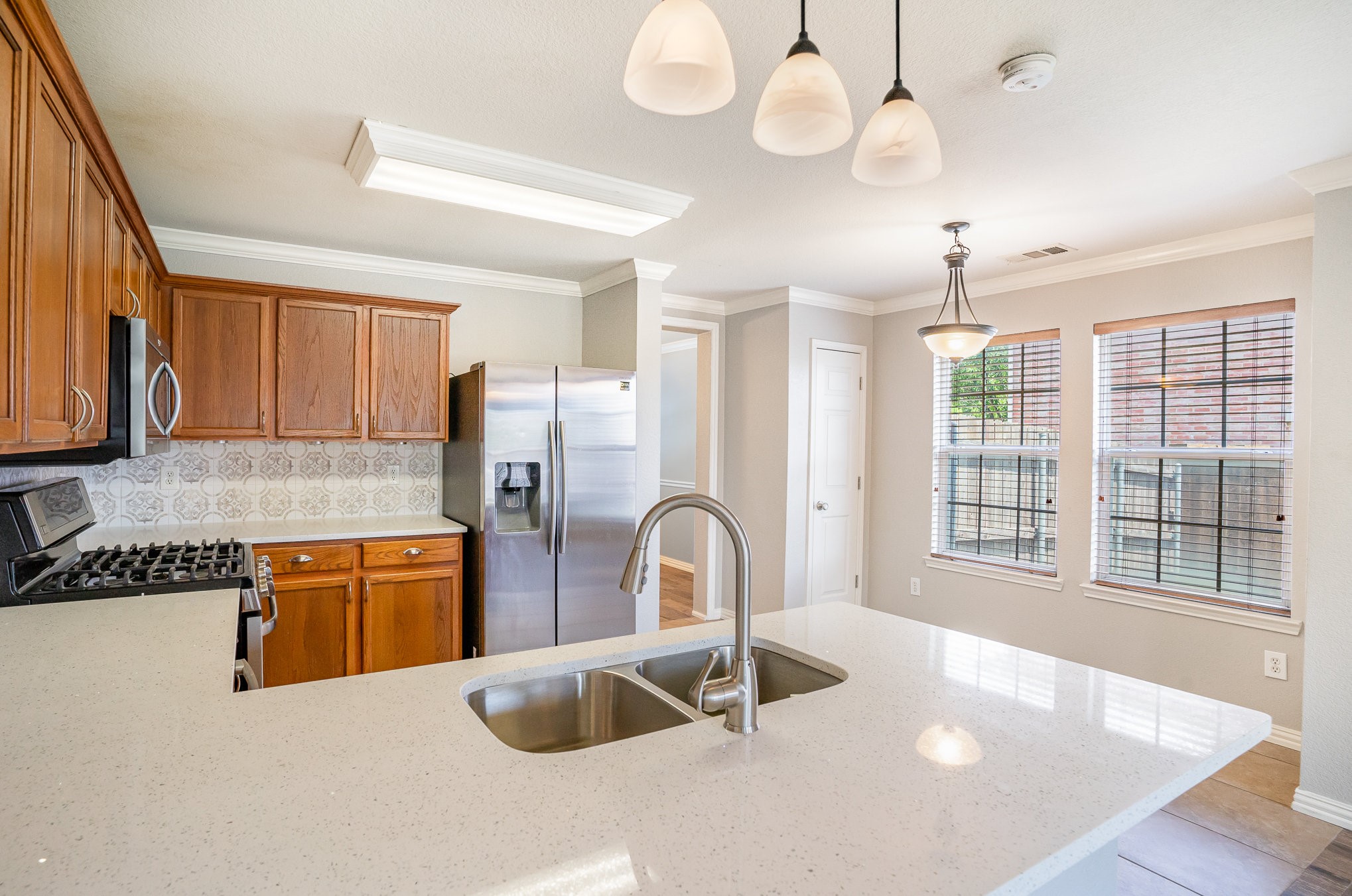 12319 Ridgetop Circle