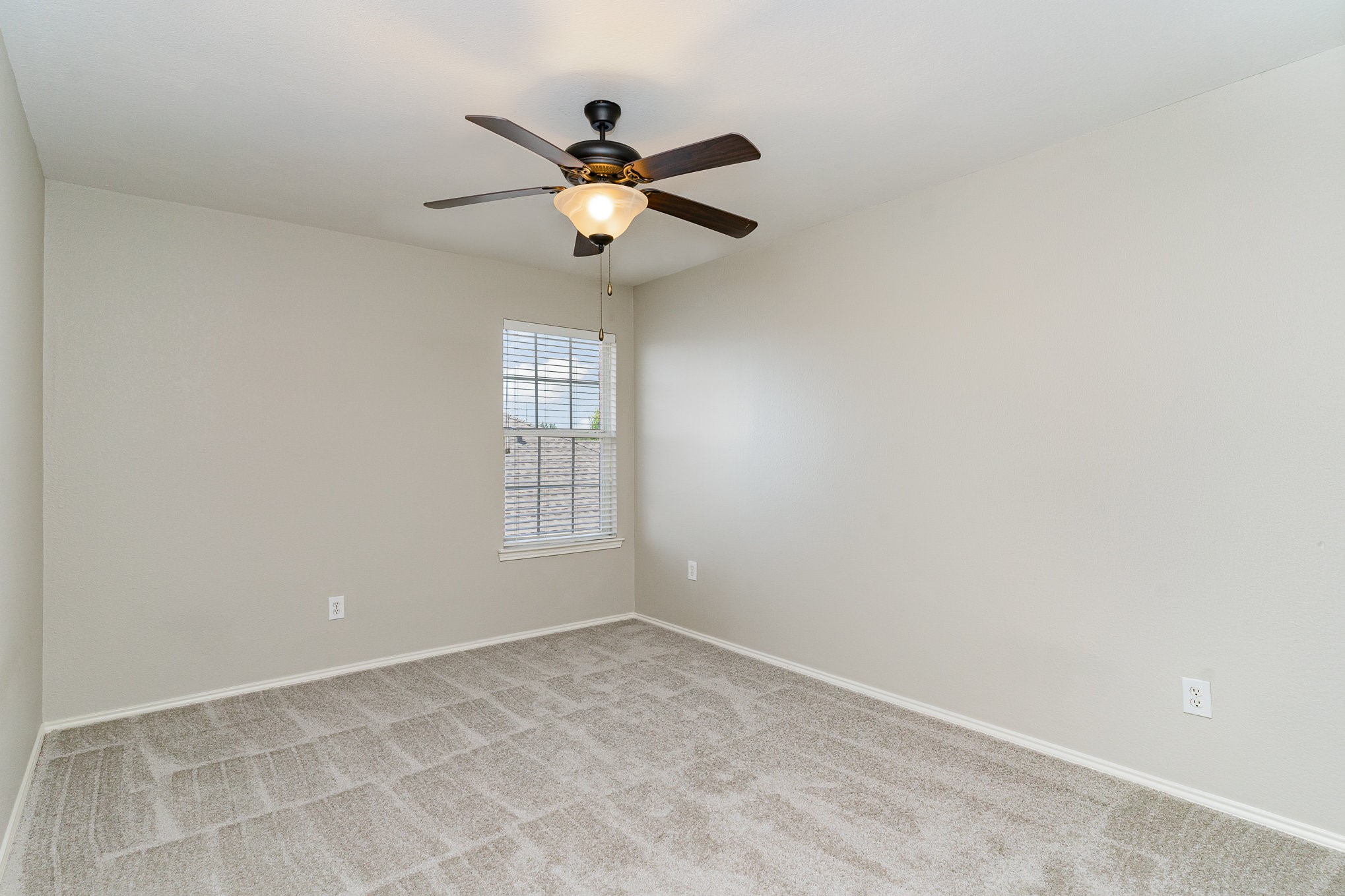 12319 Ridgetop Circle