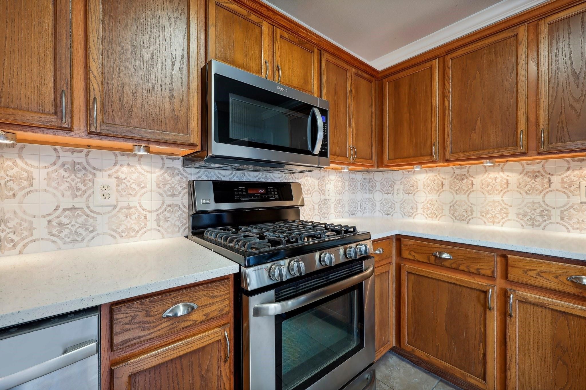 12319 Ridgetop Circle