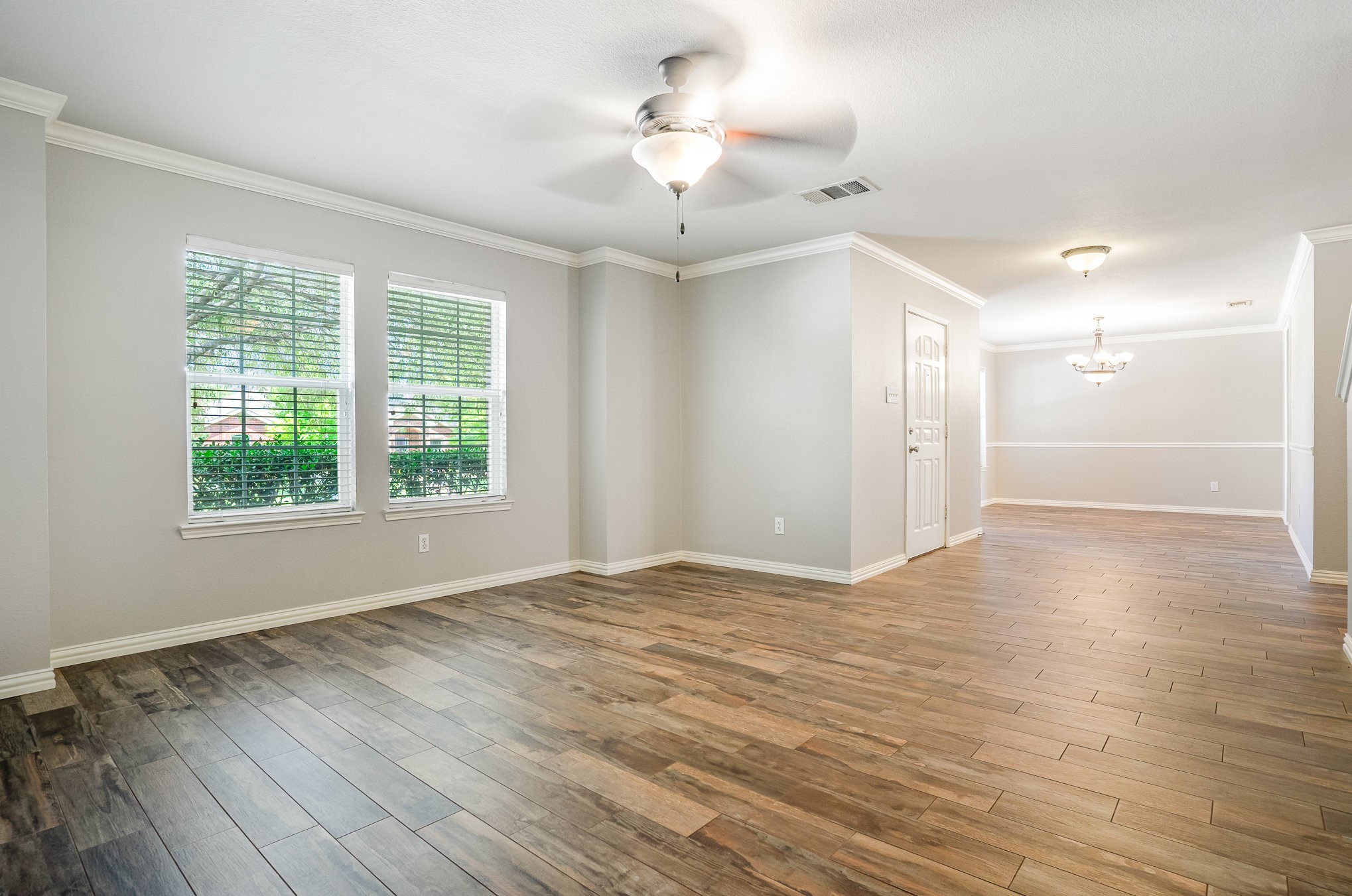 12319 Ridgetop Circle