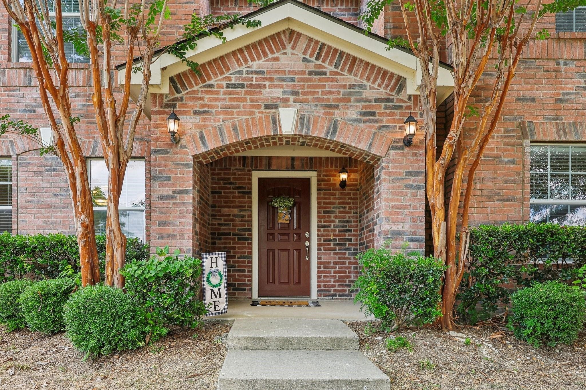 12319 Ridgetop Circle