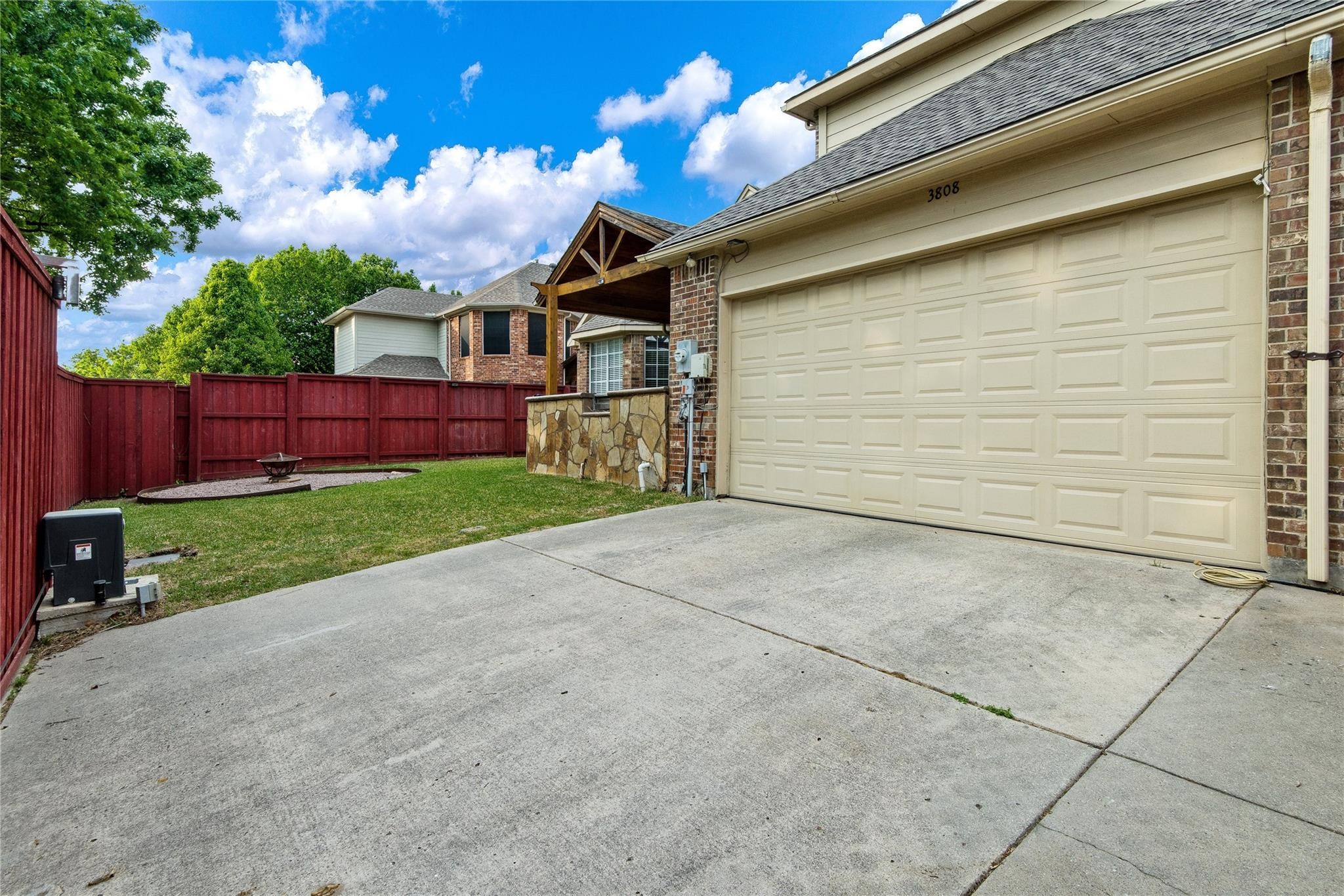 3808 Glasgow Drive