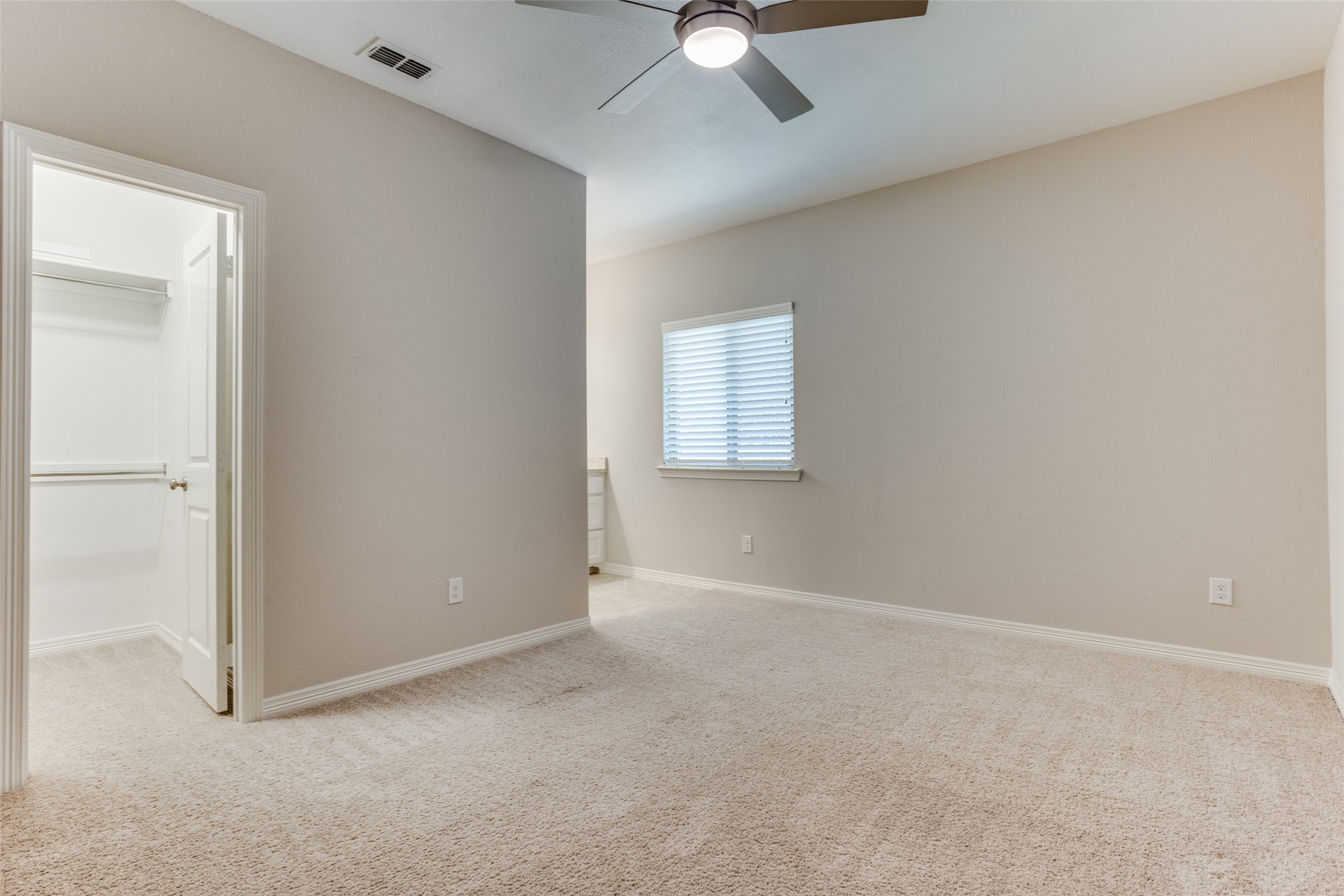 2205 Grafton Lane