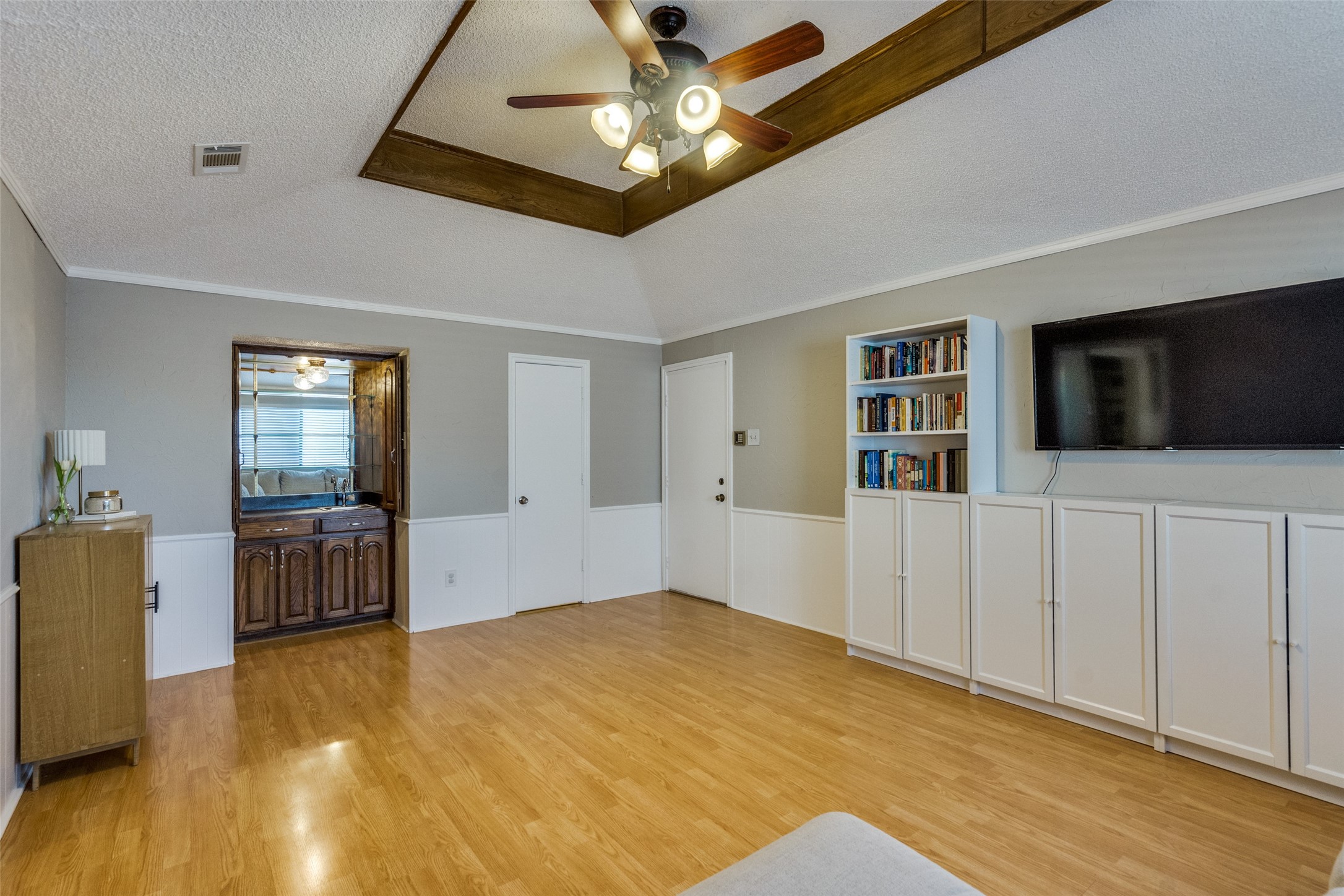2330 Heatherwoods Way