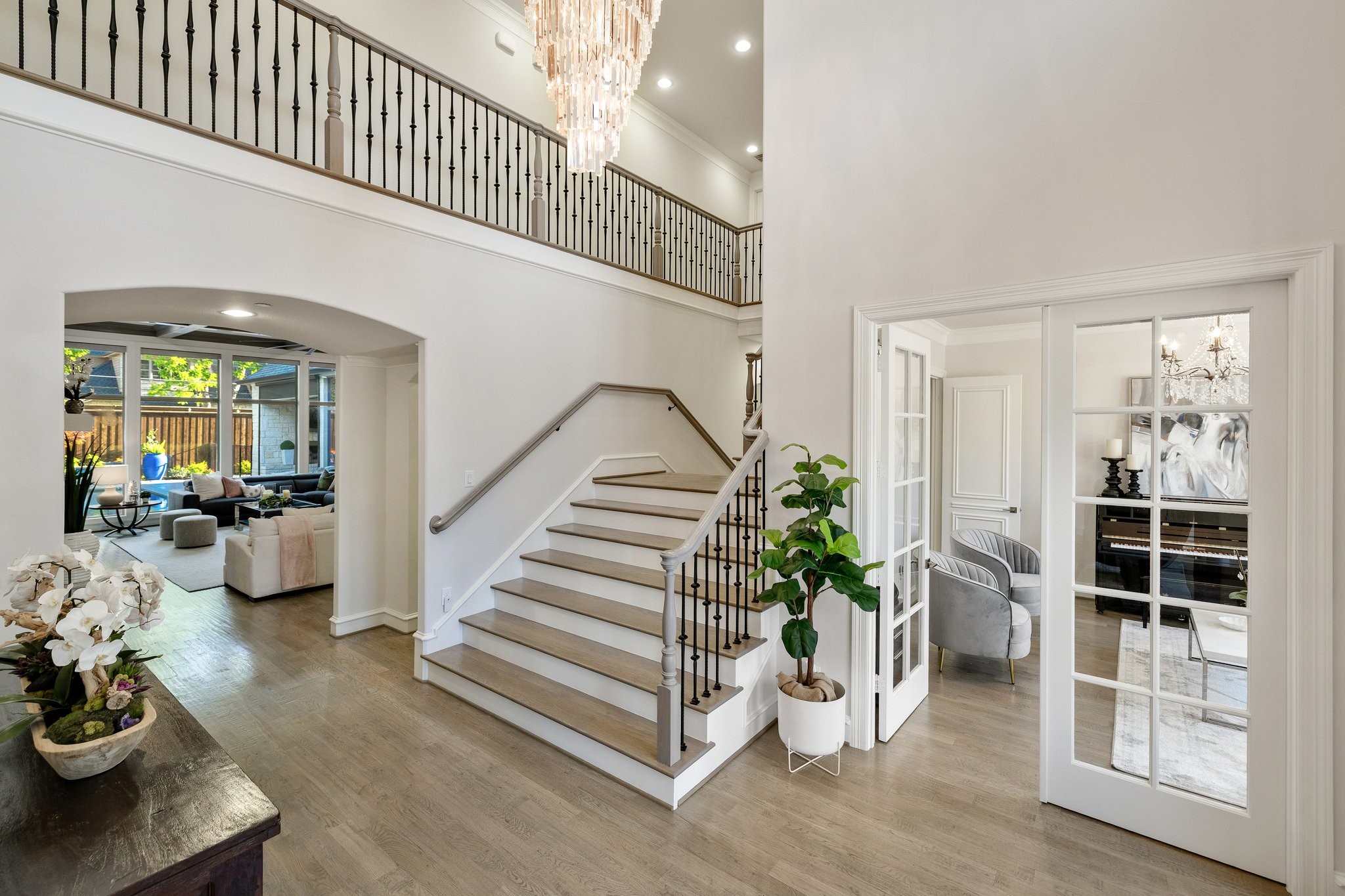 6108 Joyce Way
