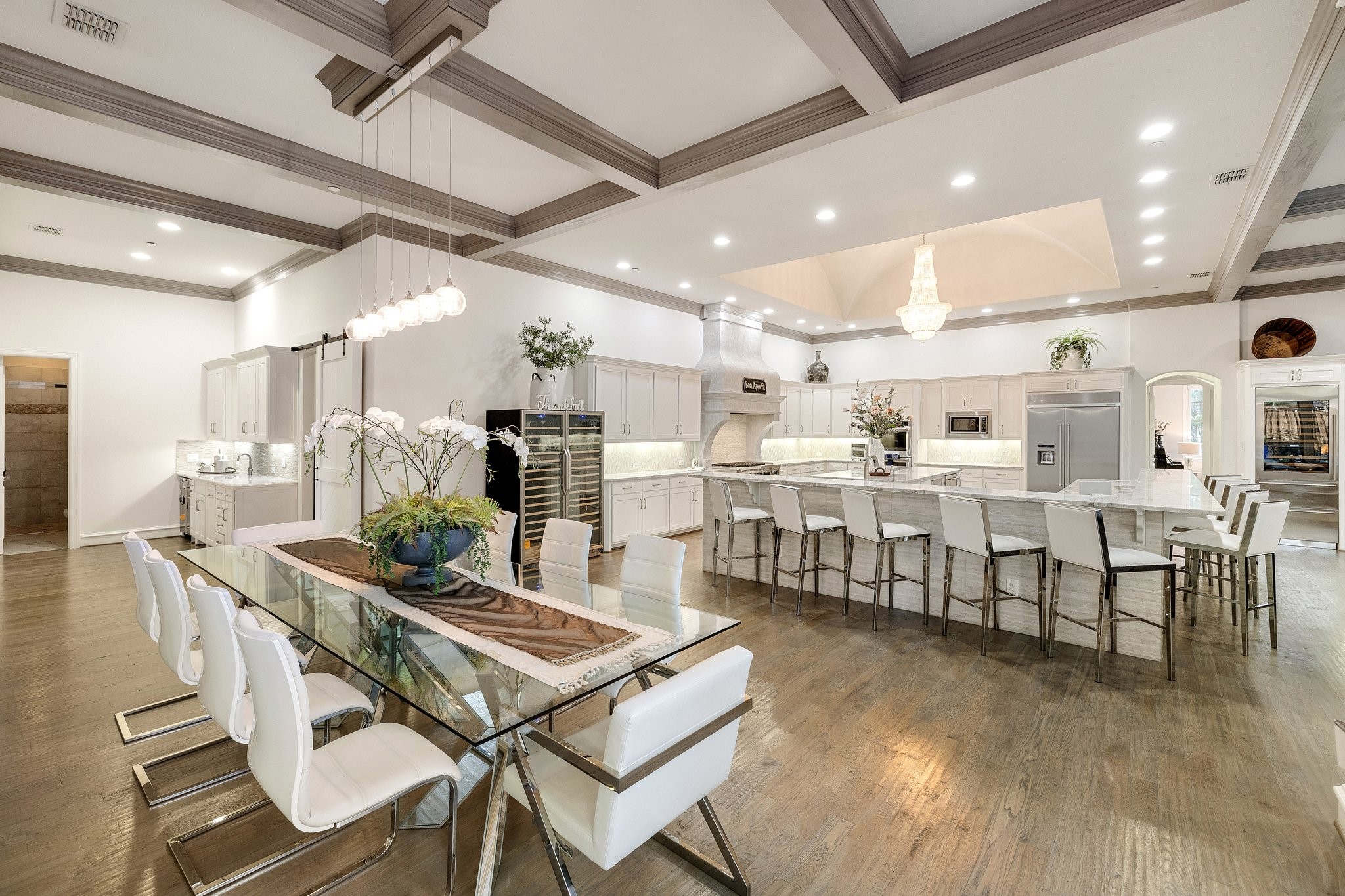 6108 Joyce Way