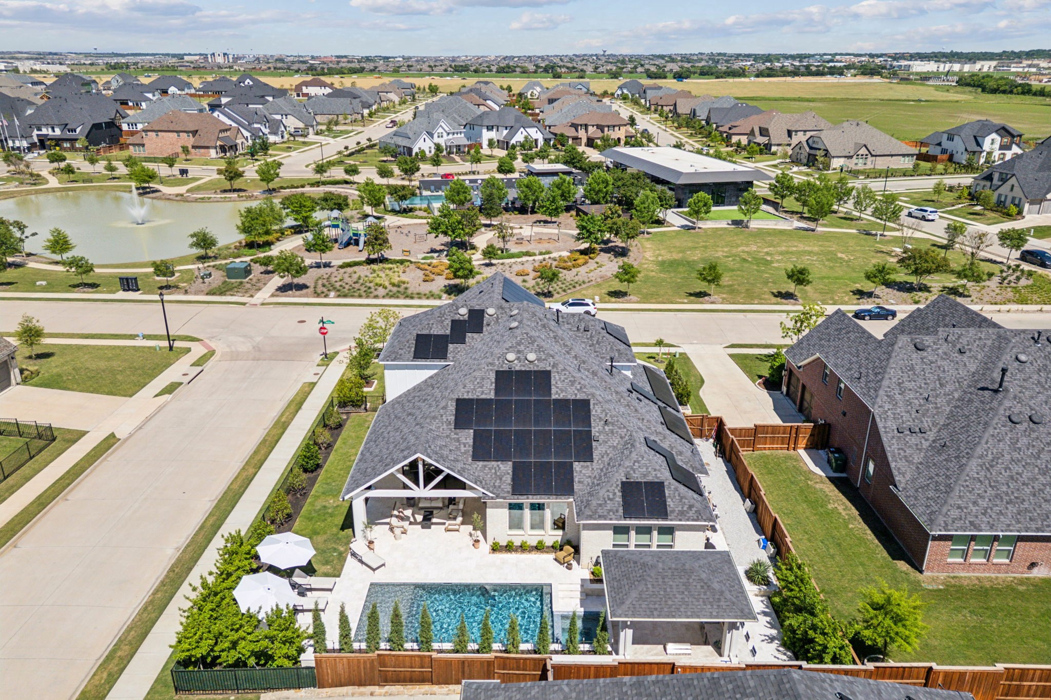 1421 Maplewood Drive