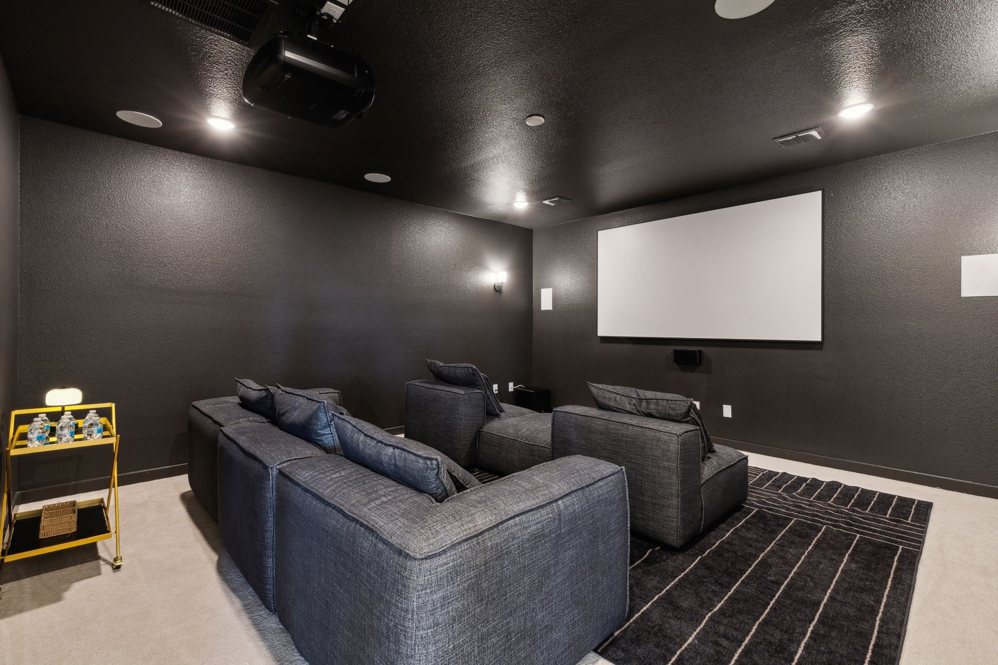 1421 Maplewood Drive