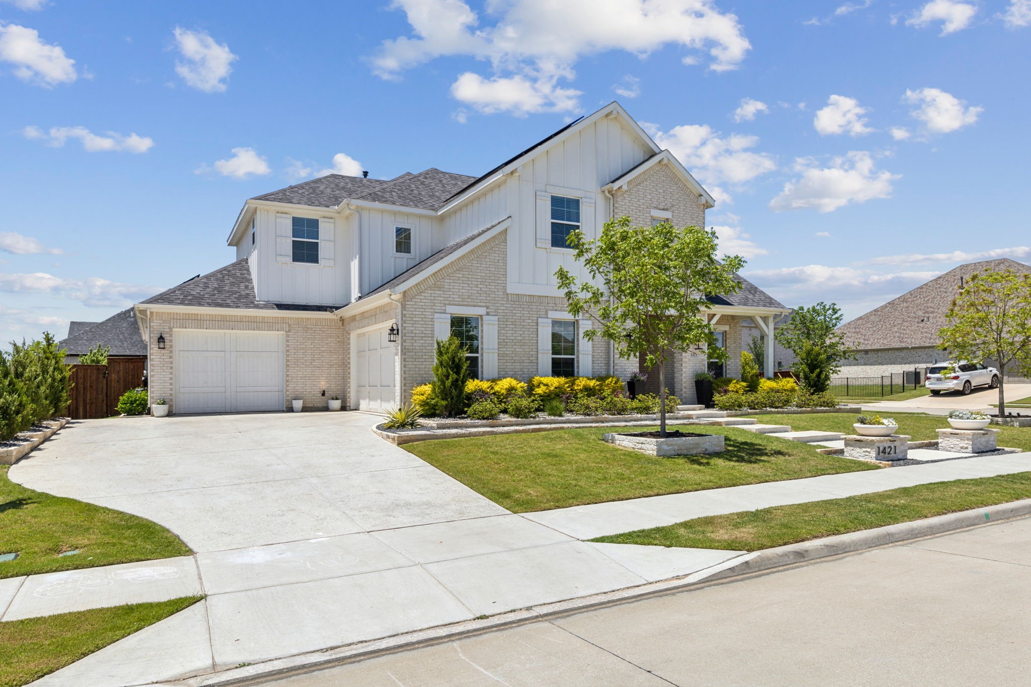 1421 Maplewood Drive
