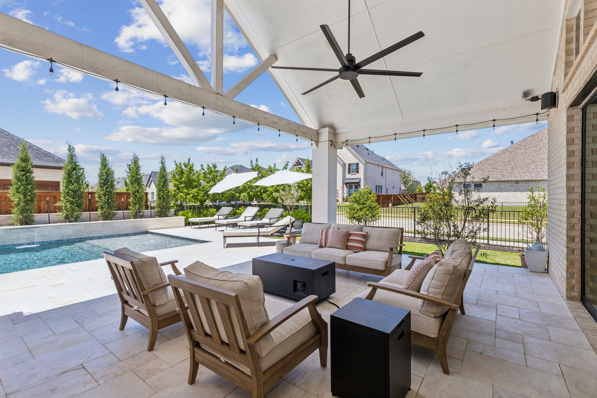 1421 Maplewood Drive